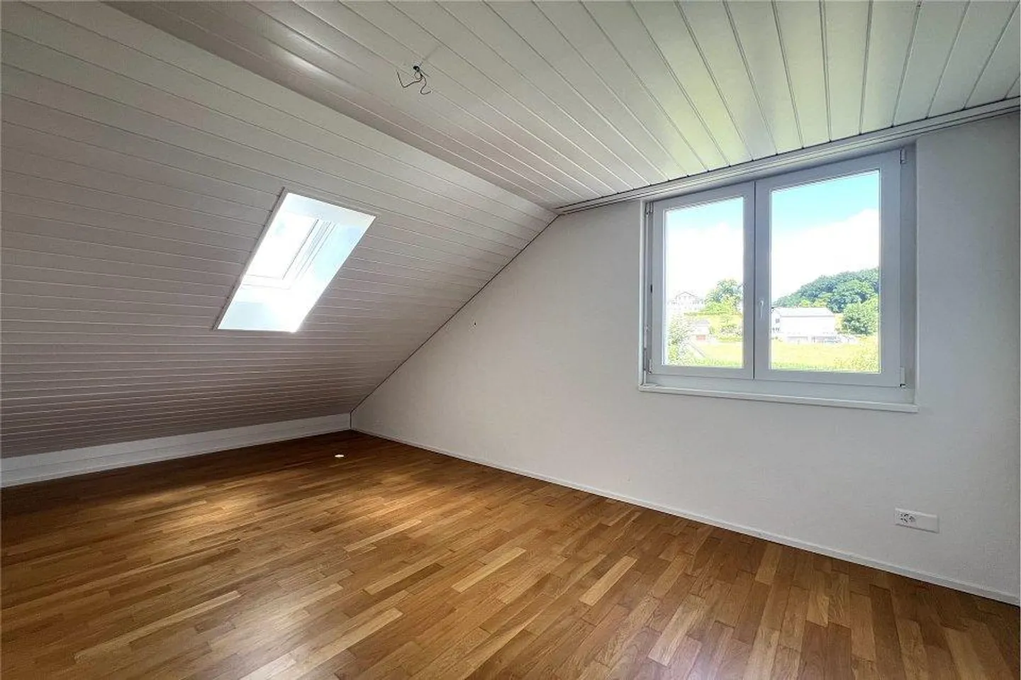 Modernes Zuhause im Doppelhausstil - Foto 11 von 11