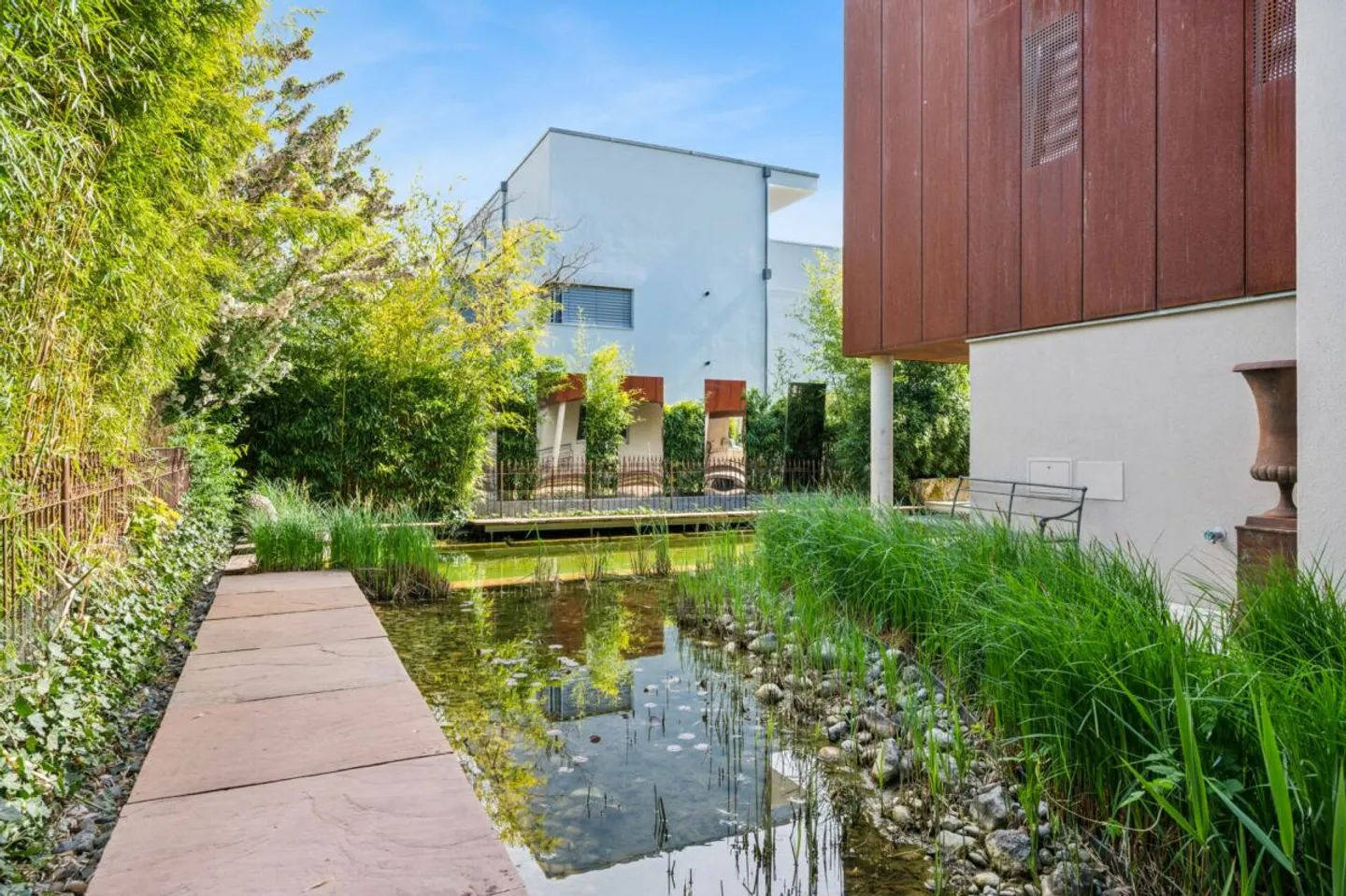 Villa exclusive de 6,5 pièces près du lac - Photo 10 sur 13