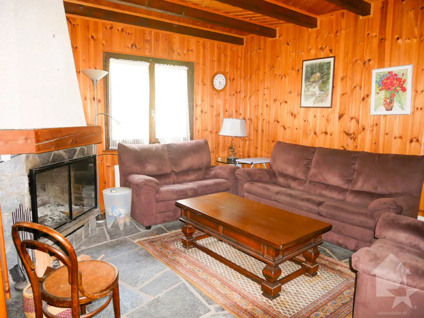 Large family chalet 2 minutes from La Fouly! - Photo 2 of 11