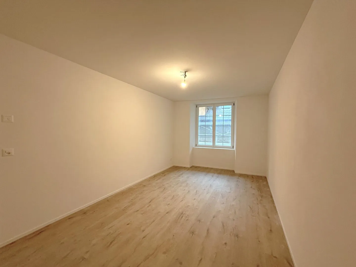 Appartamento mansardato completamente ristrutturato di 2,5 locali - Foto 7 di 8