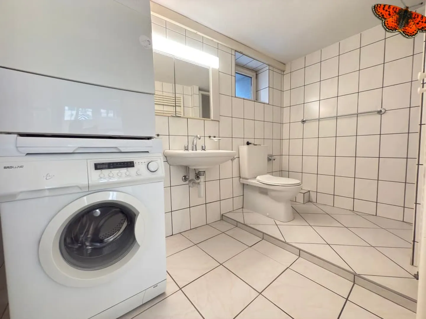 Premier loyer net offert ! - Votre futur bureau rénové en basse ville - Photo 3 sur 6