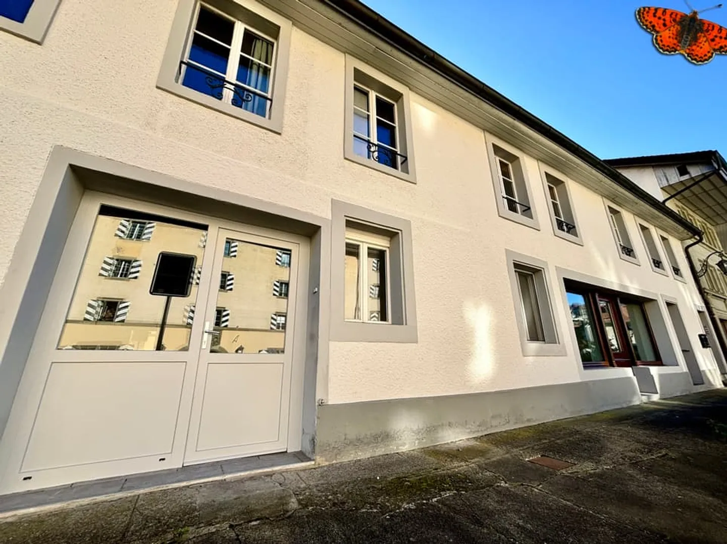 Premier loyer net offert ! - Votre futur bureau rénové en basse ville - Photo 4 sur 6