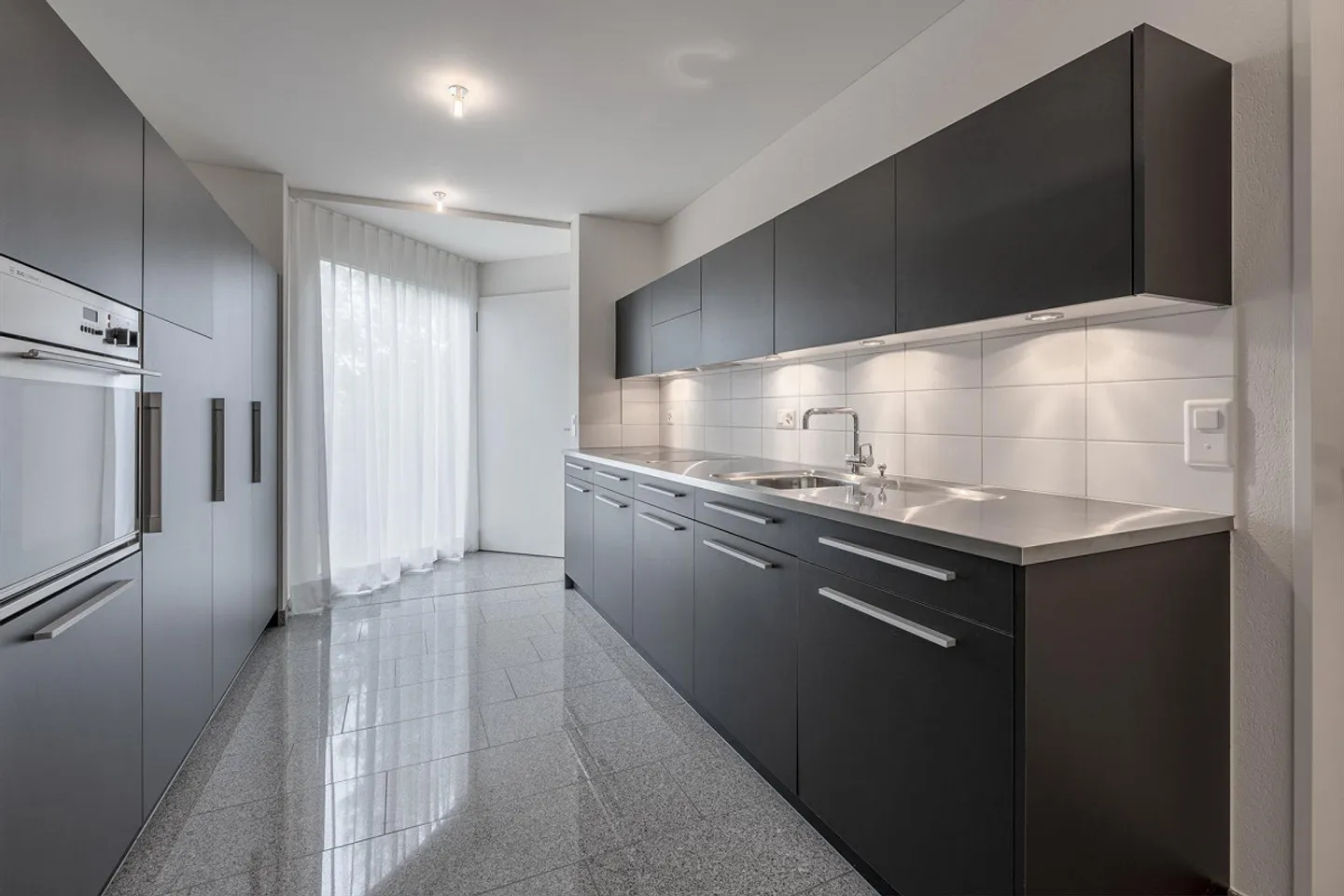 Living with panoramic views and tax benefits. - Photo 10 of 12