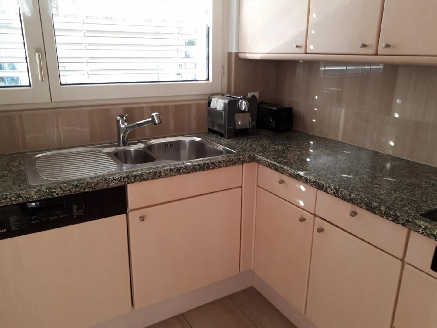 Large sunny 3.5-room apartment (126m2) with beautiful view - Photo 6 of 14