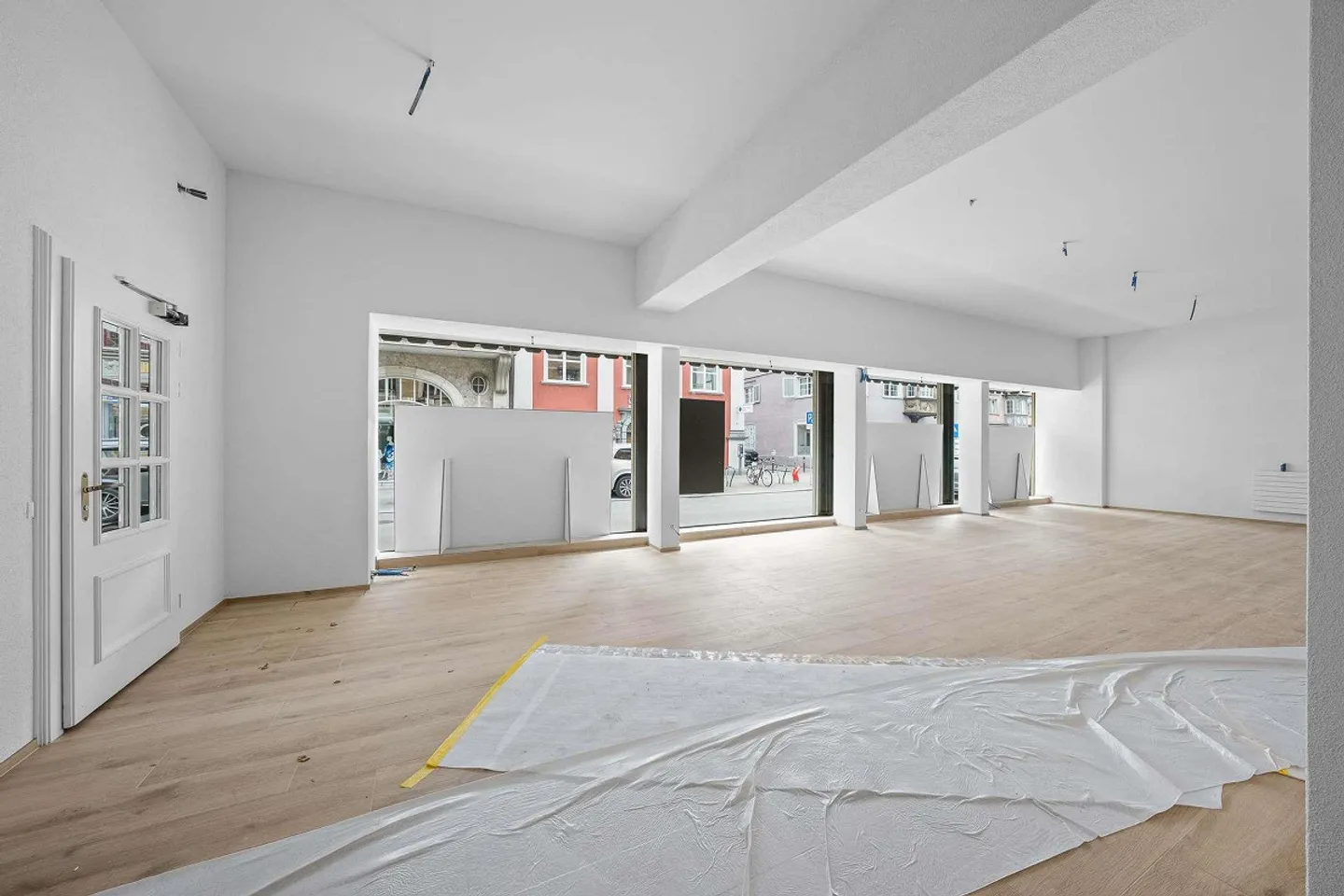 Unità commerciale attraente di 170 m², recentemente ristrutturata - Foto 8 di 12