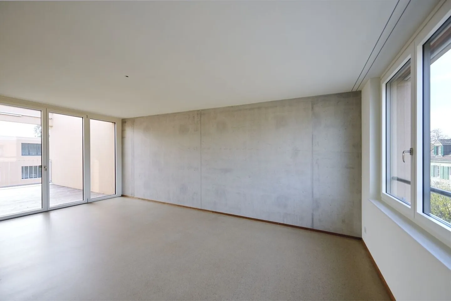 Residential oasis in the heart of Gerlafingen - Photo 3 of 11