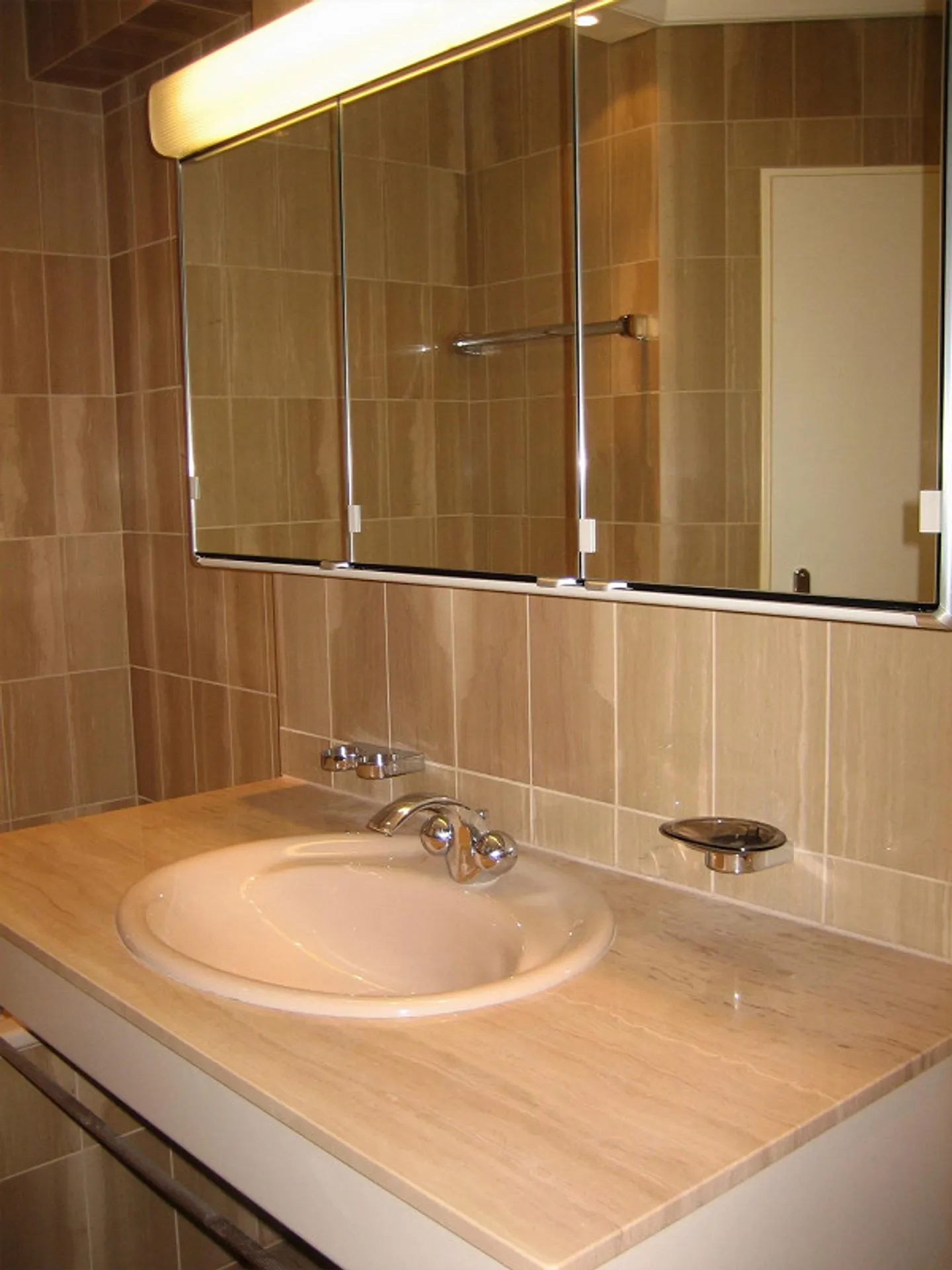 Large sunny 3.5-room apartment (126m2) with beautiful view - Photo 12 of 14