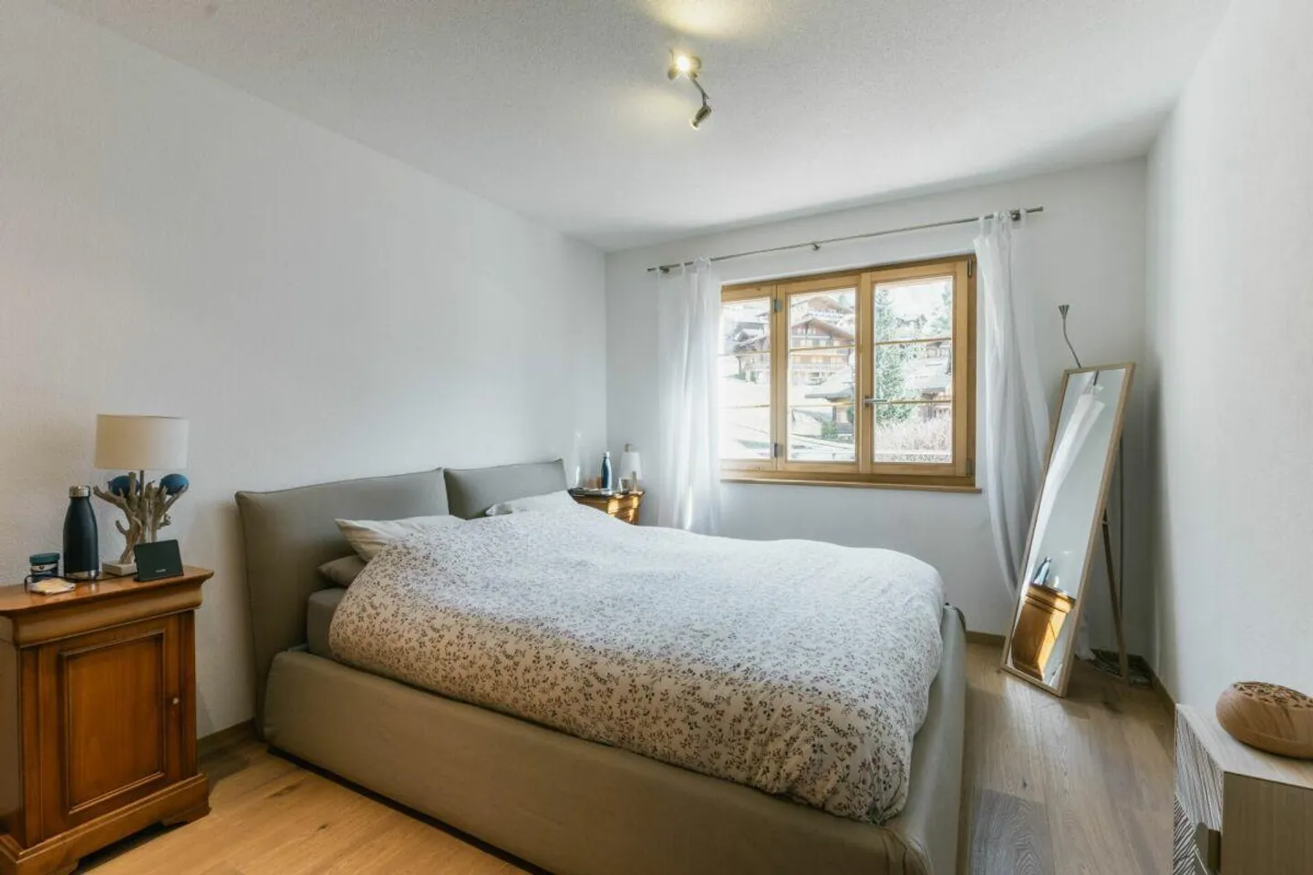Appartement en terrasse avec vue sur la montagne - Appartement au premier étage de 4,5 pièces dans le Chalet Aquila - Photo 9 sur 20