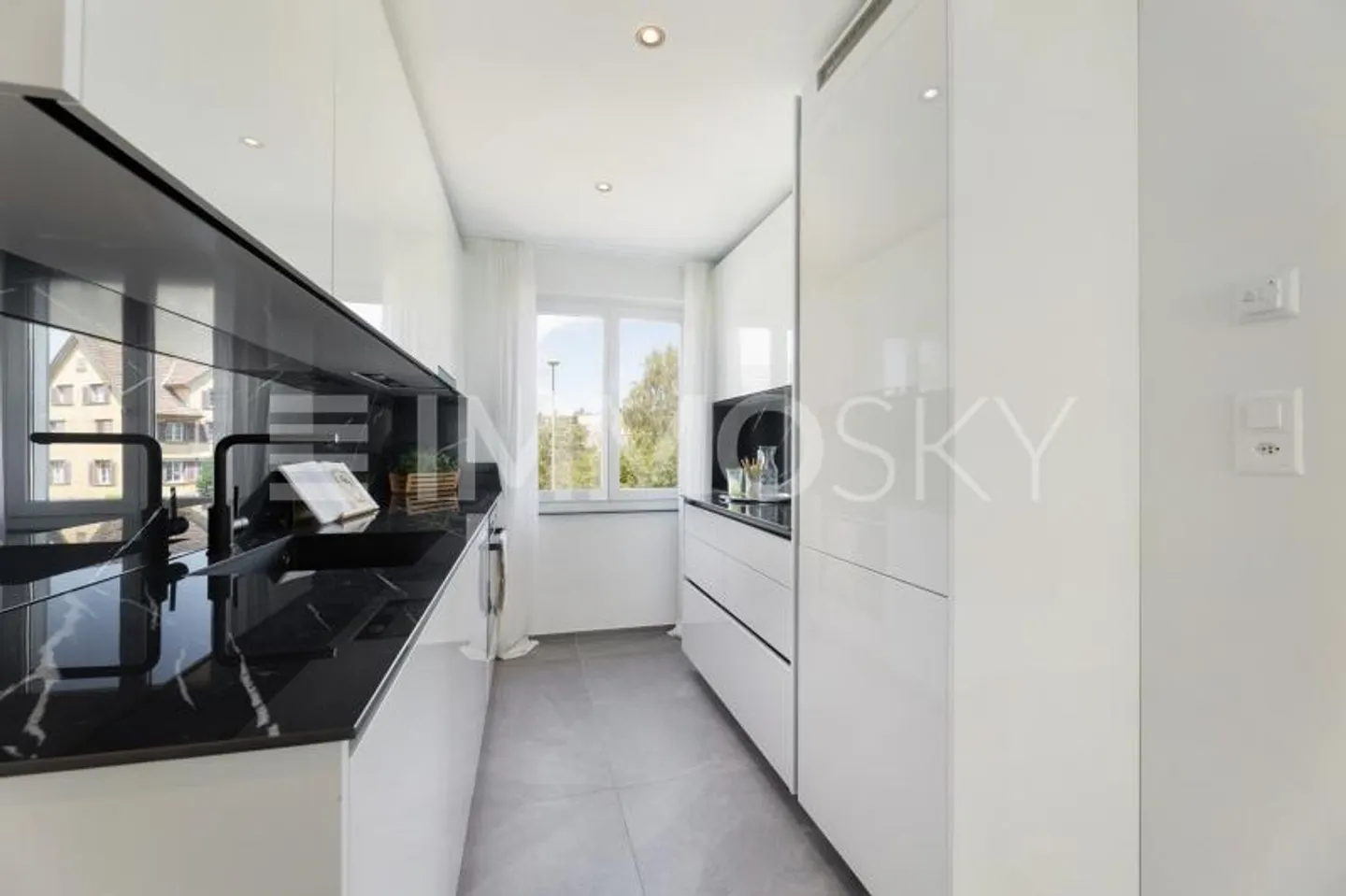 Charmante renovierte Wohnung - Foto 2 von 6