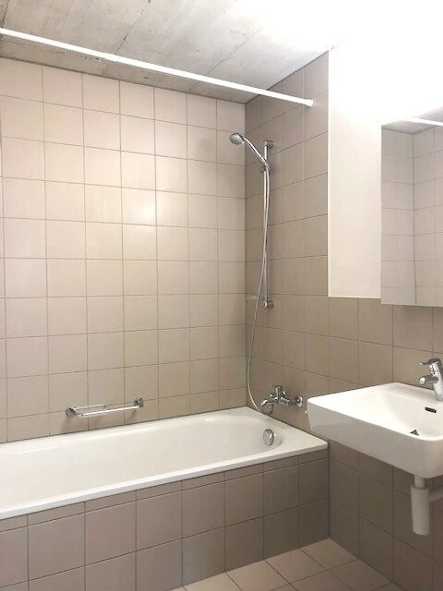 Charmant appartement 3.5 pièces - Photo 6 sur 9