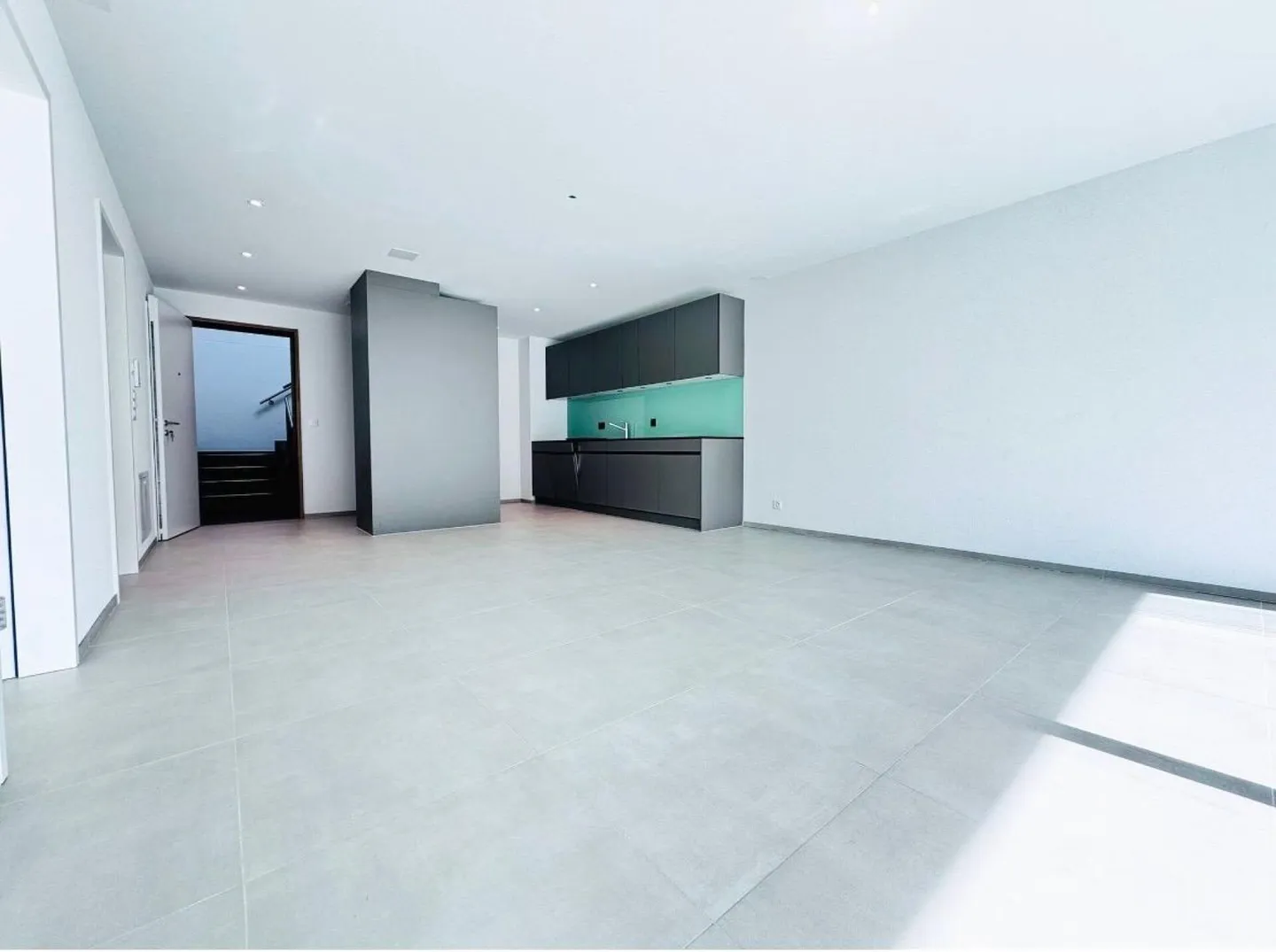 Appartamento moderno 2.5 locali con Loggia - Foto 5 di 16