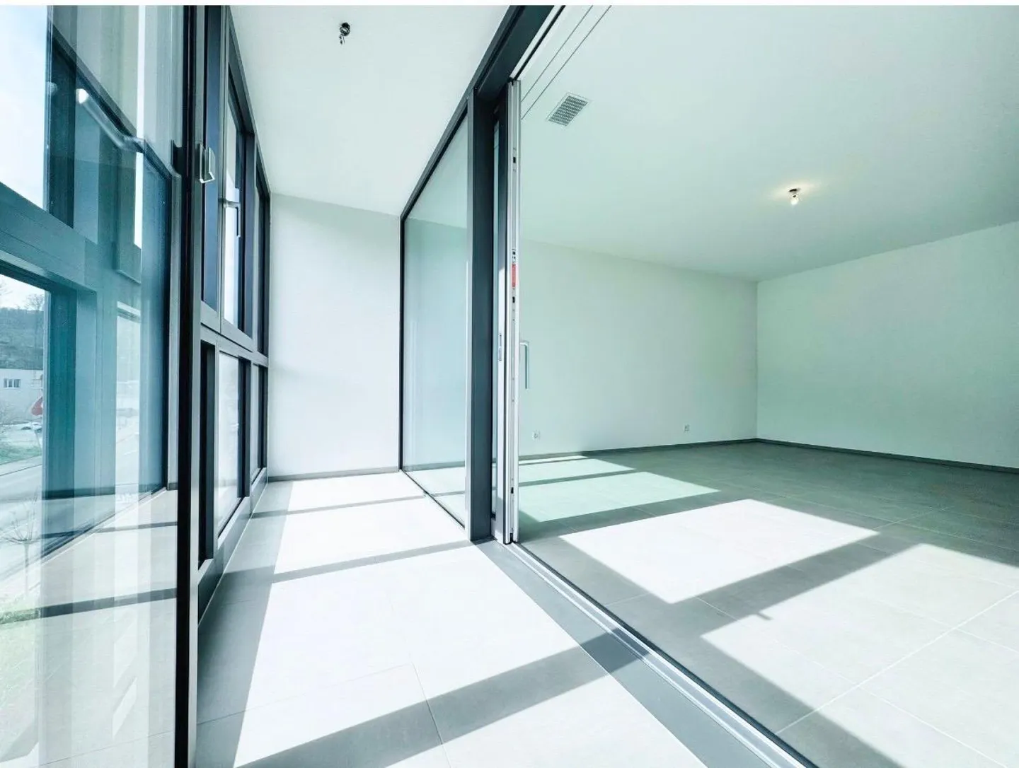 Appartamento moderno 2.5 locali con Loggia - Foto 10 di 16