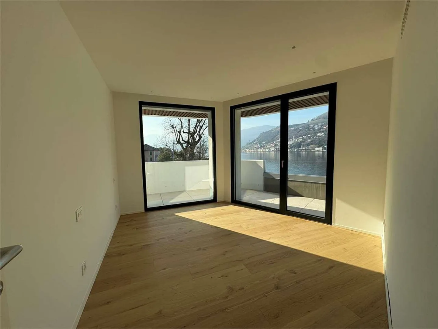 Magnifique Villa avec Vue sur le Lac, 4.5 Pièces à Brusino - Photo 6 sur 13
