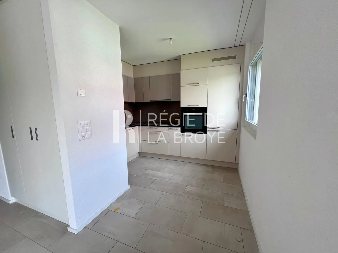 New 2.5-room apartment in Léchelles - Photo 4 of 10