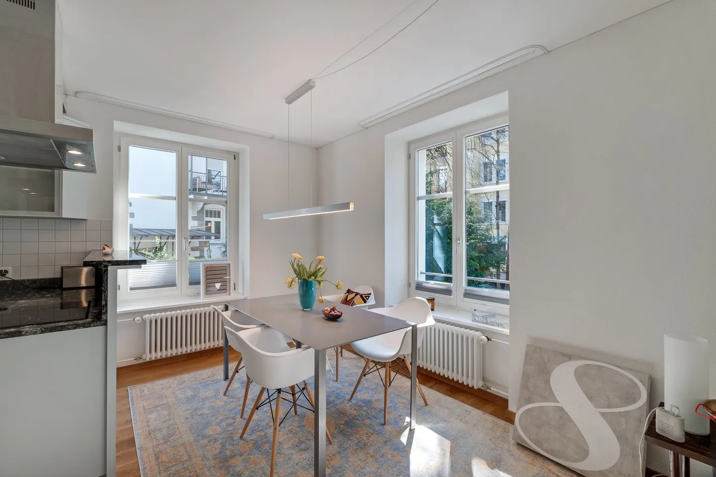 Charming townhouse with versatile potential for use - Photo 8 of 10