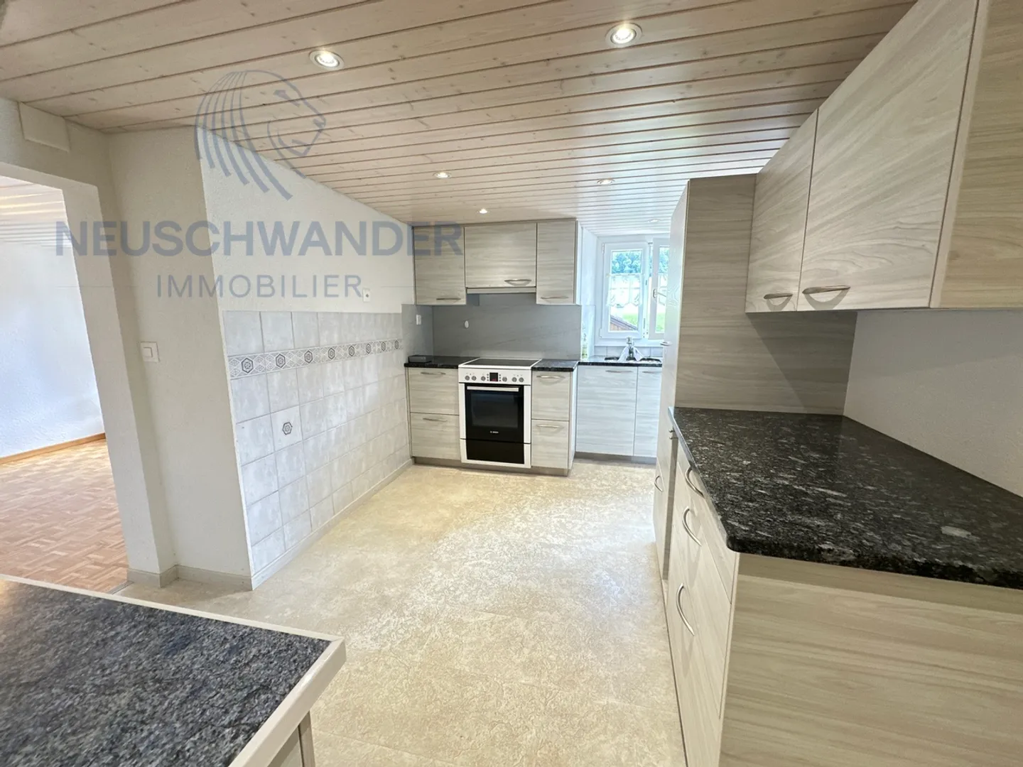 Casa singola in affitto - Foto 3 di 17