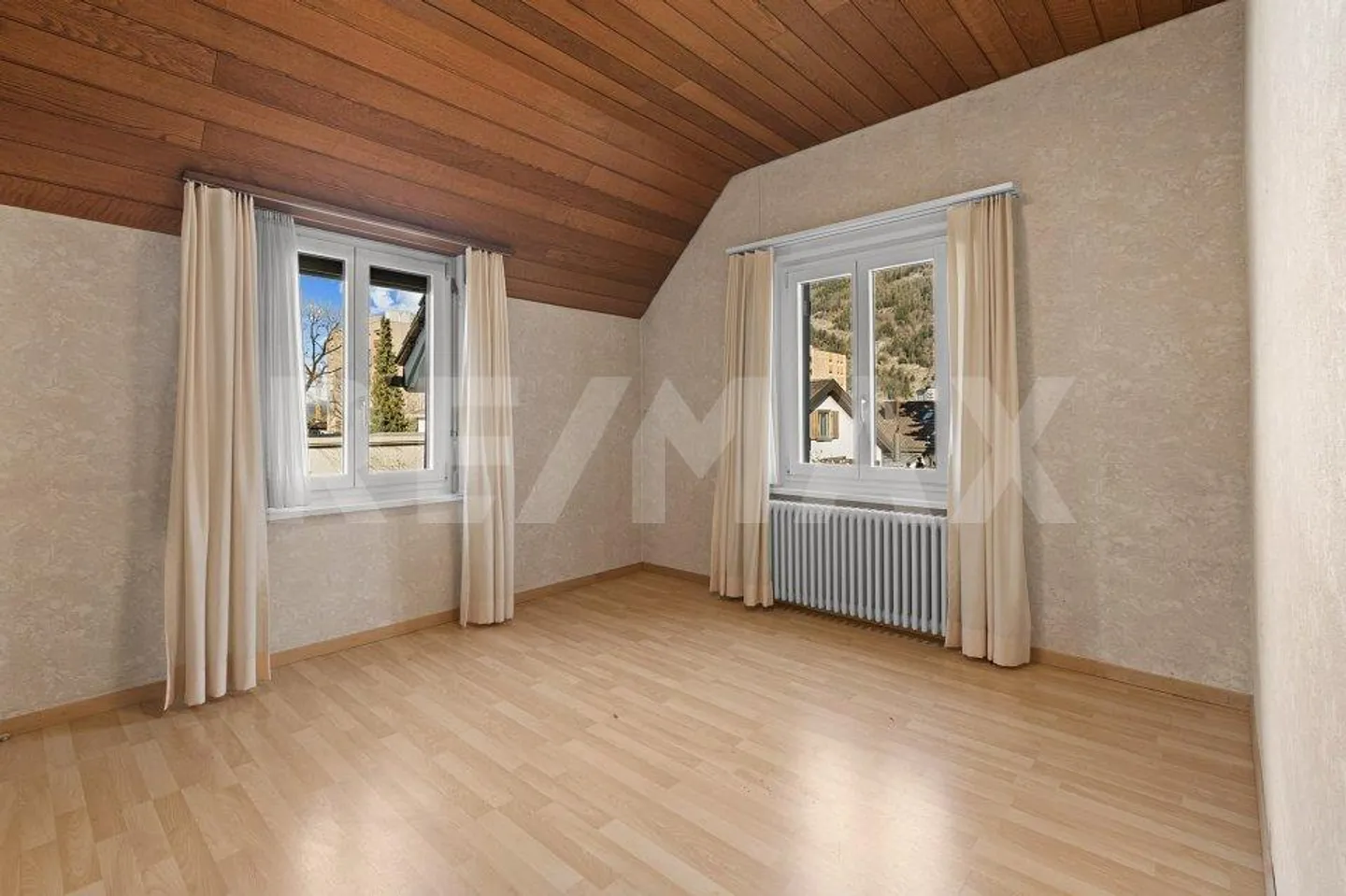 5½ stanze - Casa unifamiliare in città - Trasferirsi e vivere - Foto 8 di 13