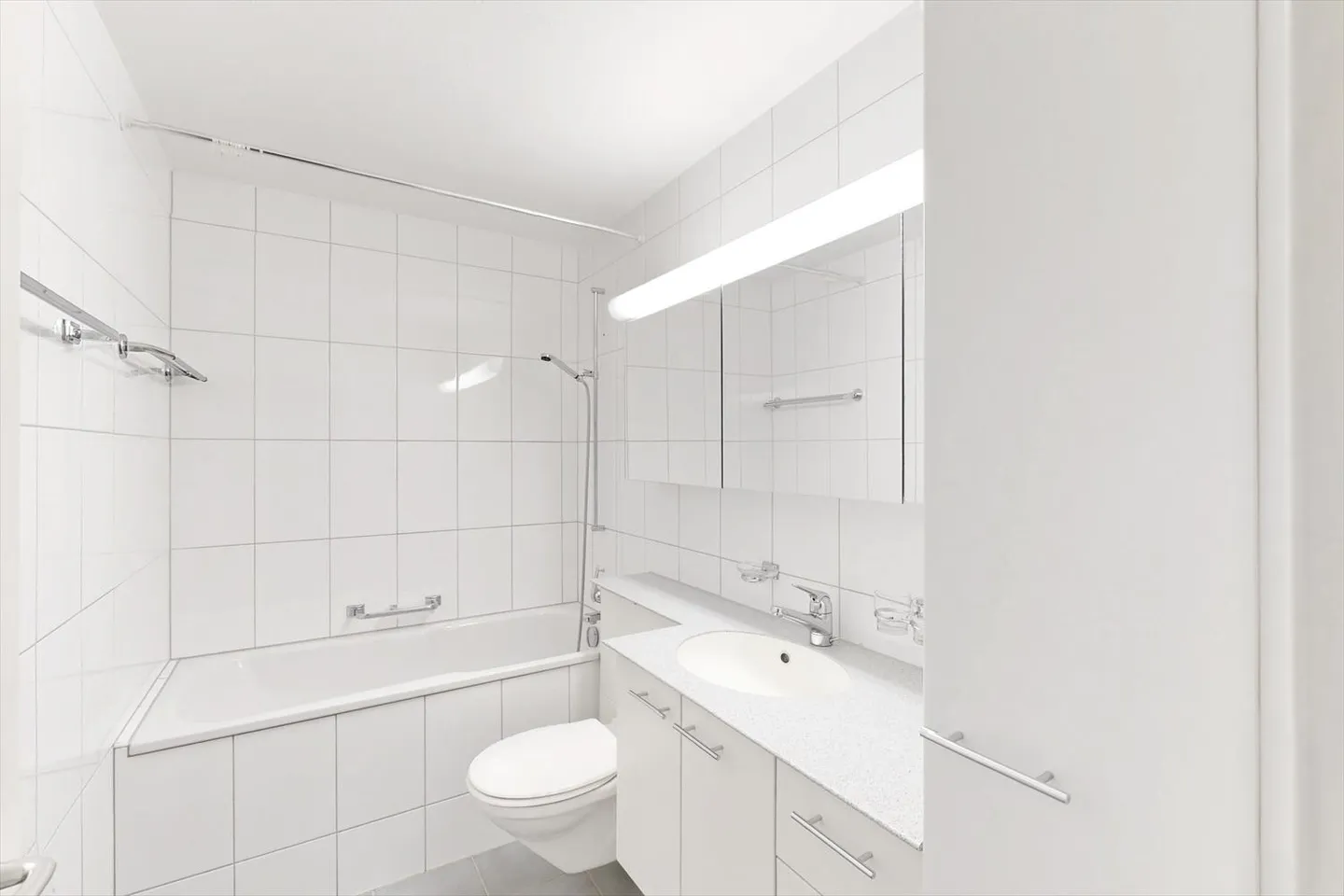 Welcome to your new home! - Photo 4 of 8