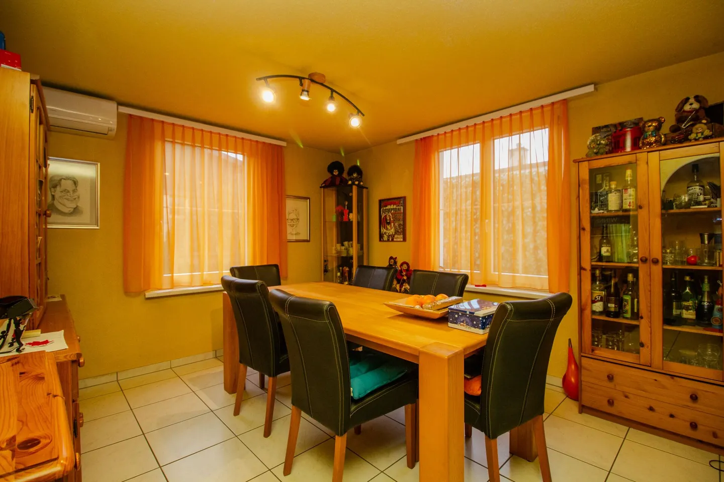 Maison Charmante au Bout de la Rue - Photo 5 sur 17