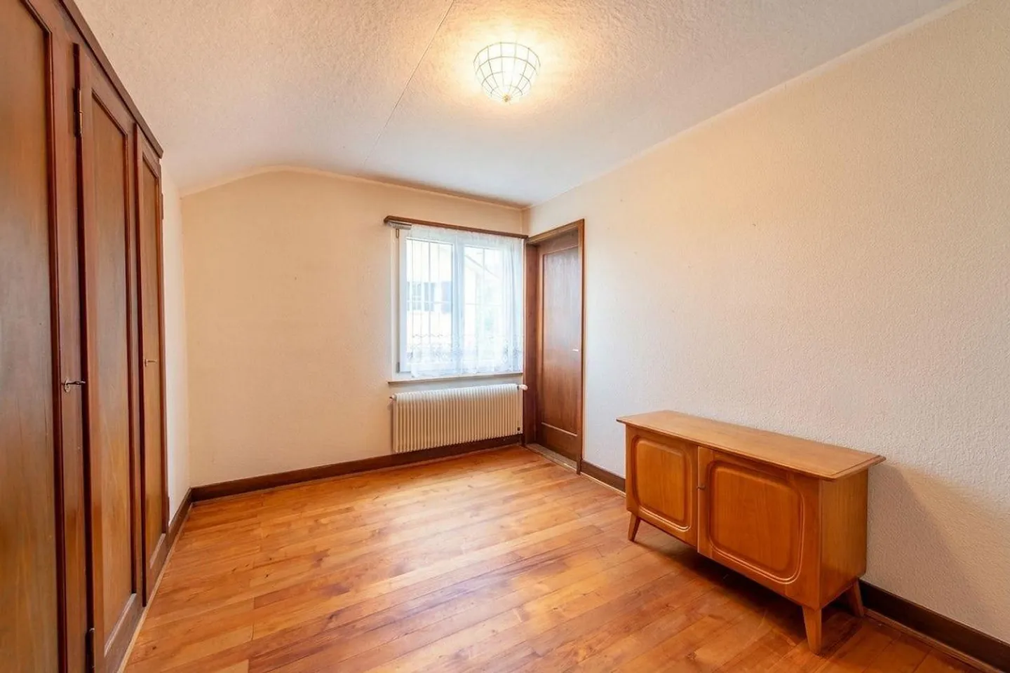 Incantevole casa familiare con terreno - Foto 11 di 13