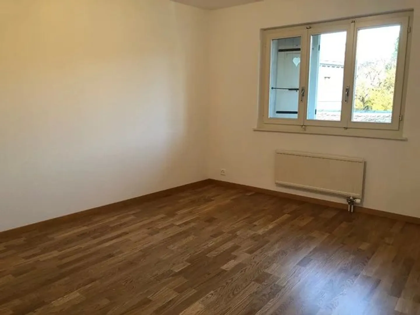 Two and a half room apartment on the 3rd floor - Photo 2 of 5
