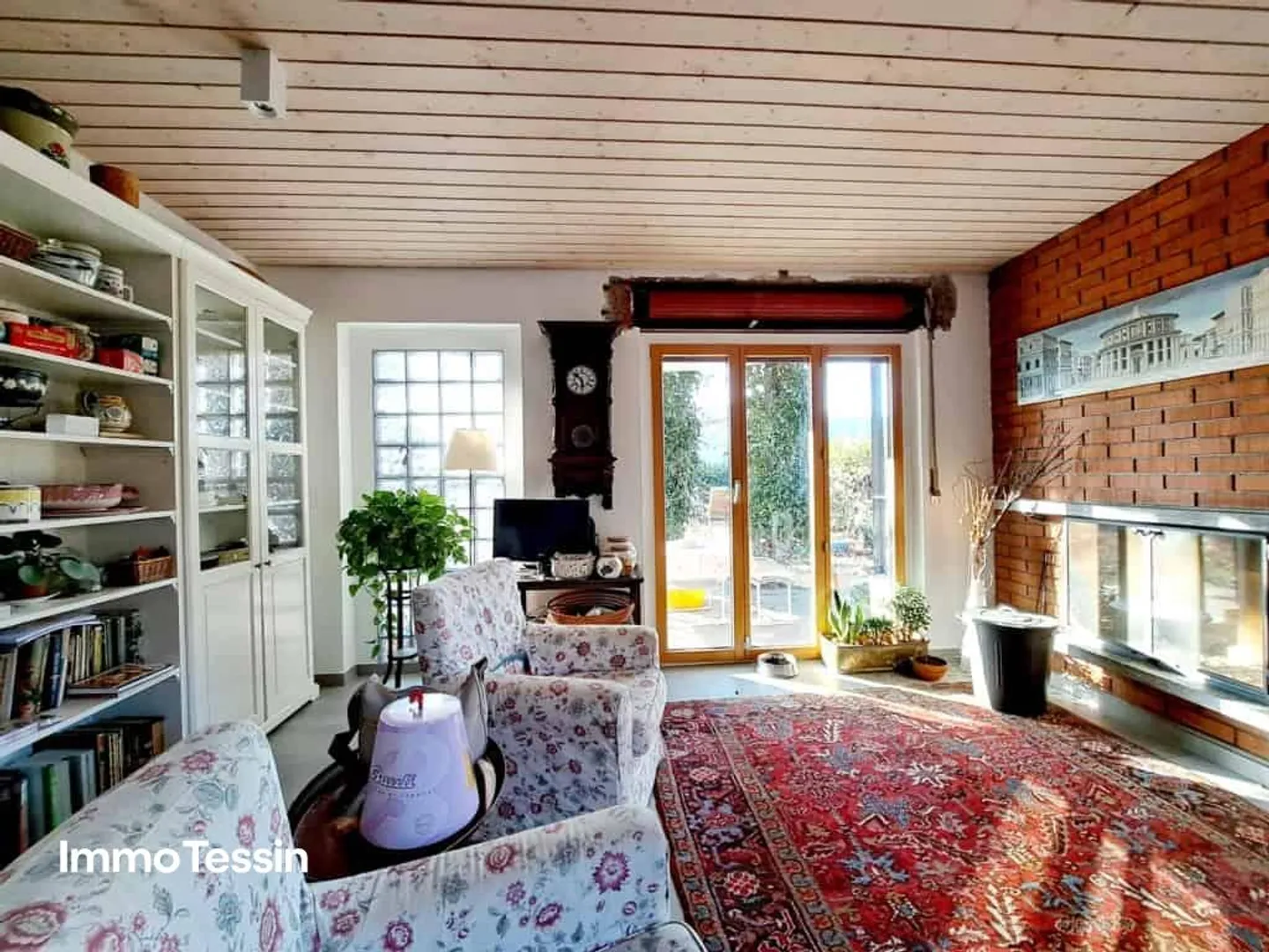 Exclusive villa with large garden in a top location between Lake Ma... - Photo 9 of 13