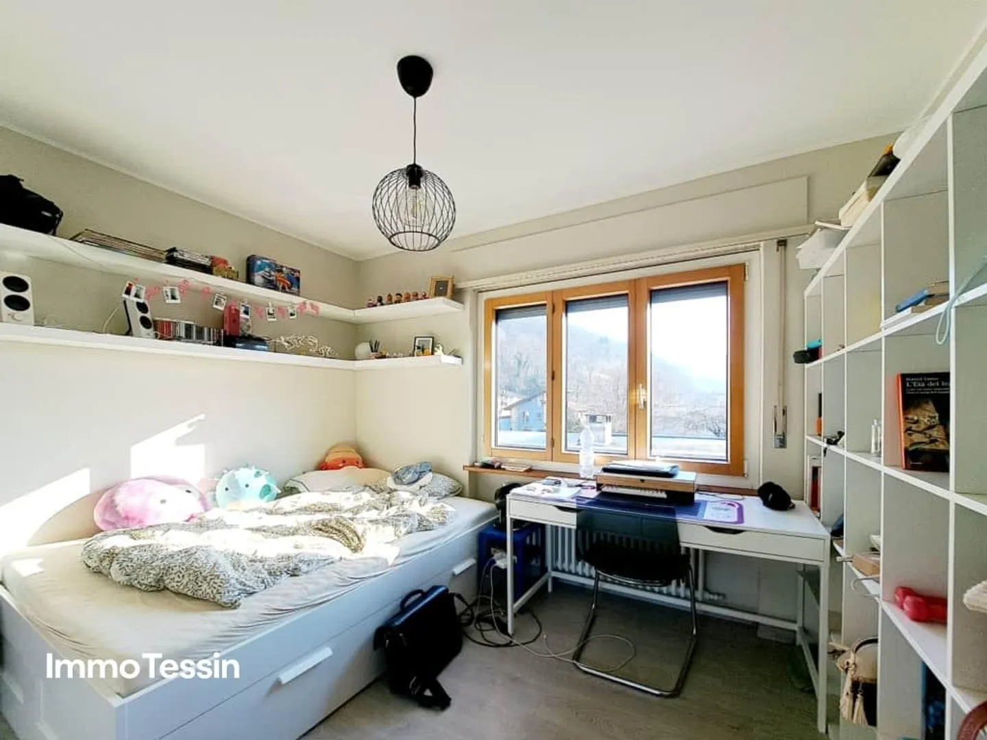 Exclusive villa with large garden in a top location between Lake Ma... - Photo 11 of 13