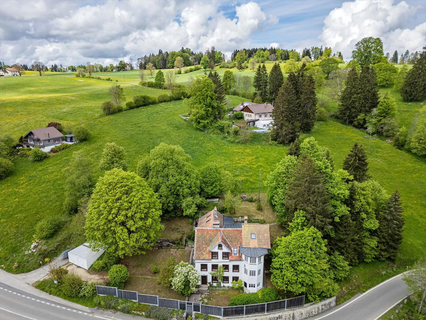 Renan, großes Haus (10 Zimmer) mit großem Sanierungspotenzial - Foto 3 von 27