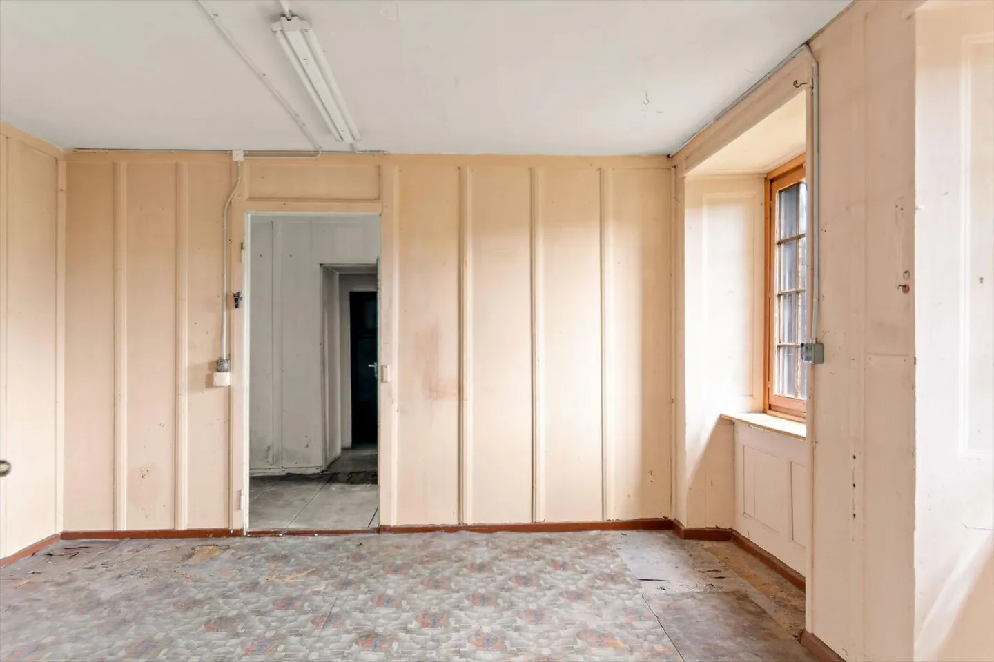 Renan, großes Haus (10 Zimmer) mit großem Sanierungspotenzial - Foto 7 von 27