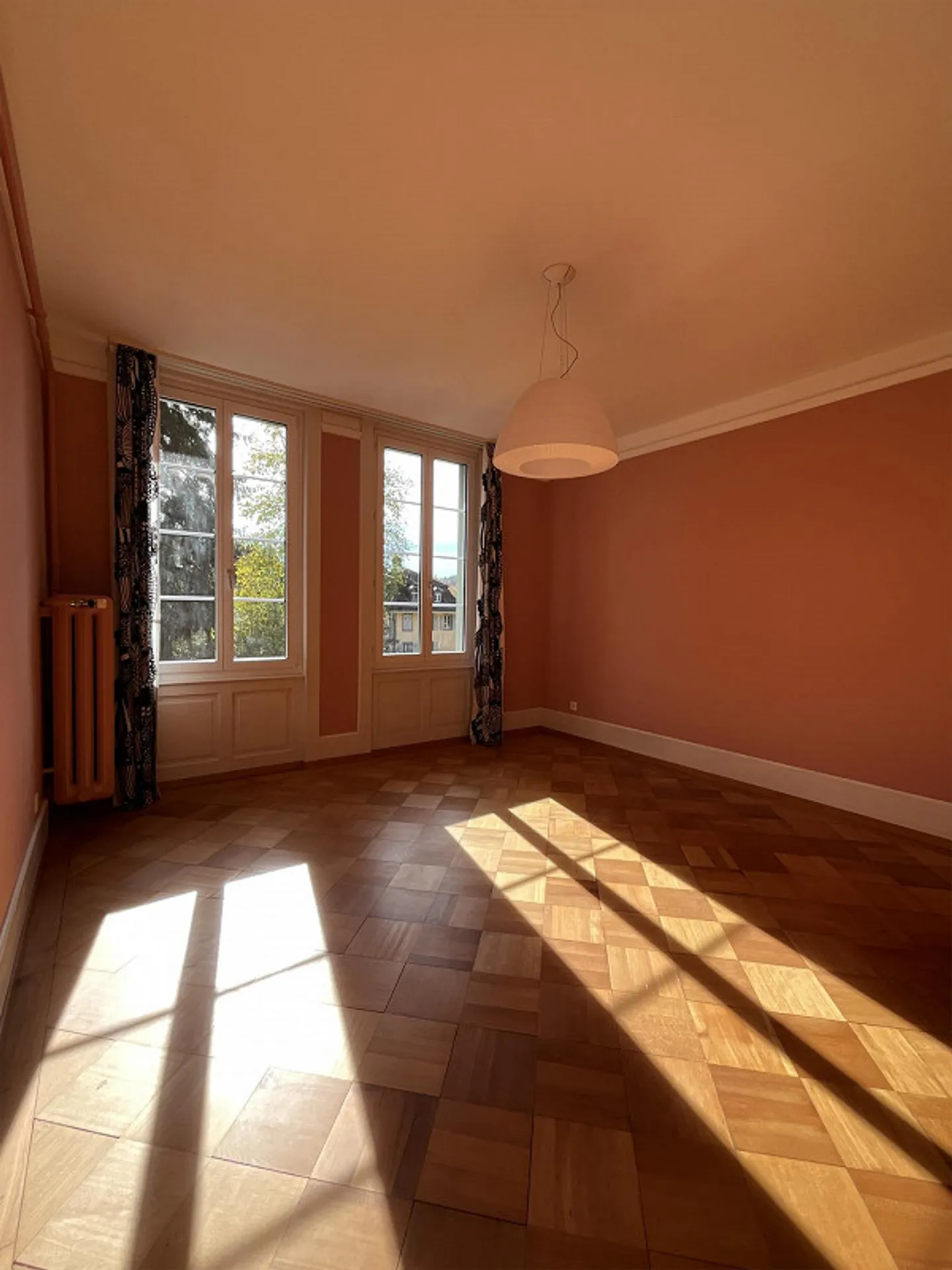 Beautiful South Room (20 m2) including shared use of 5-room apartment - Photo 3 of 8