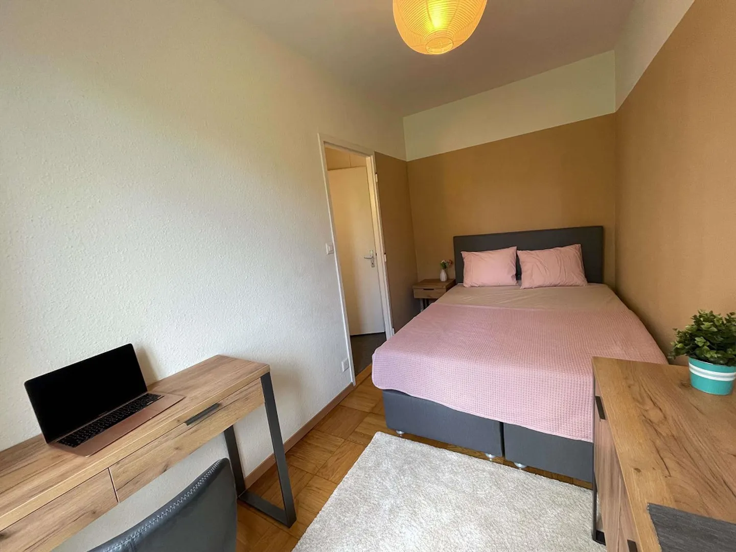 Votre prochain chapitre commence ici - Chambre meublée dans un emplacement de choix - Photo 1 sur 16