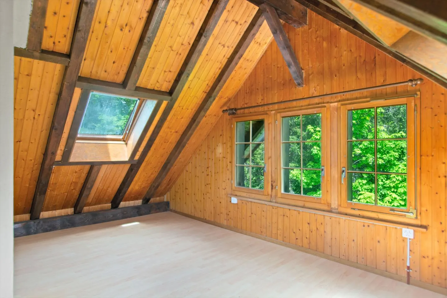 Renan, großes Haus (10 Zimmer) mit großem Sanierungspotenzial - Foto 22 von 27