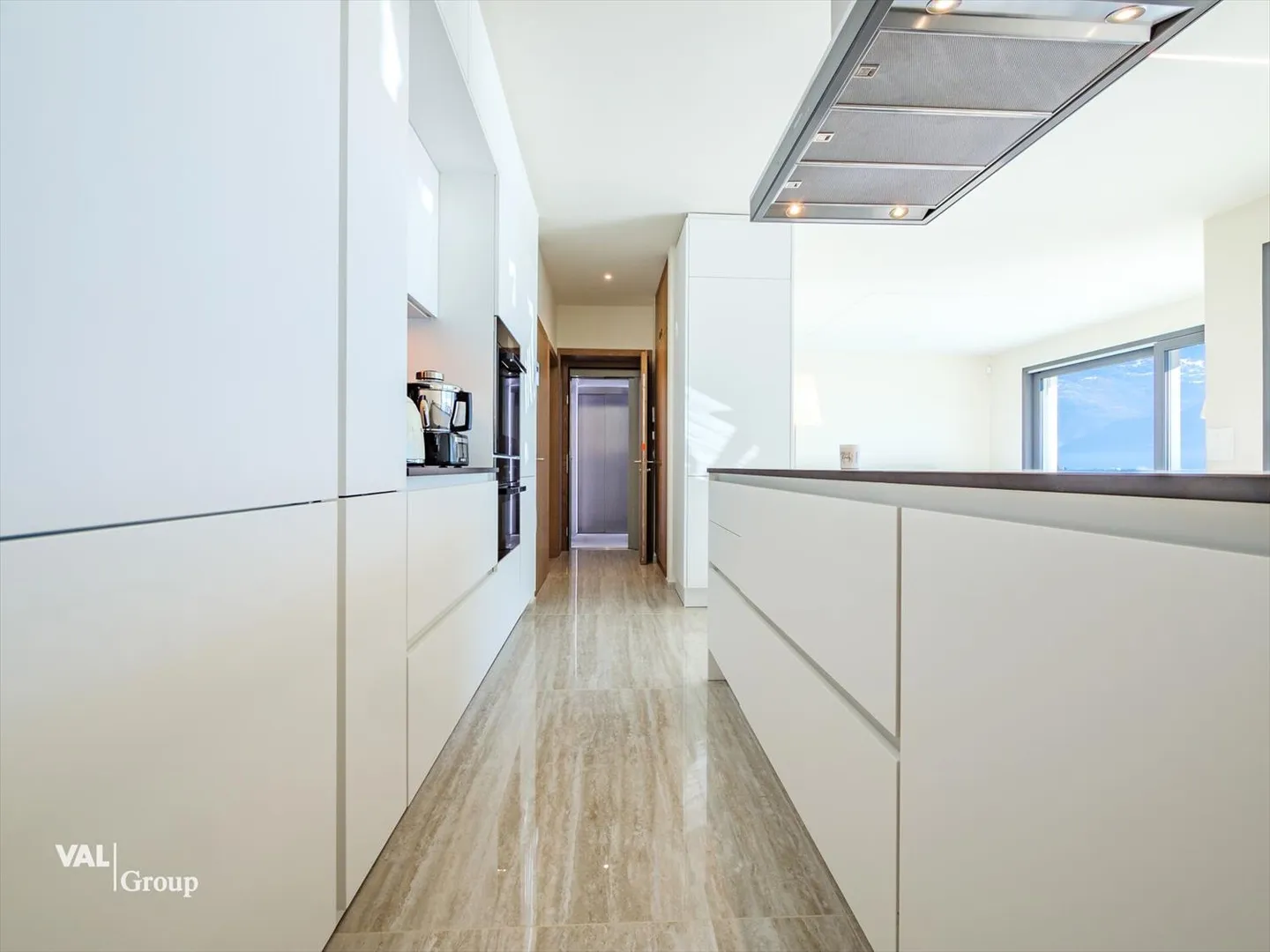 La tua nuova residenza con giardino privato in una villa contemporanea in costruzione - Foto 3 di 13