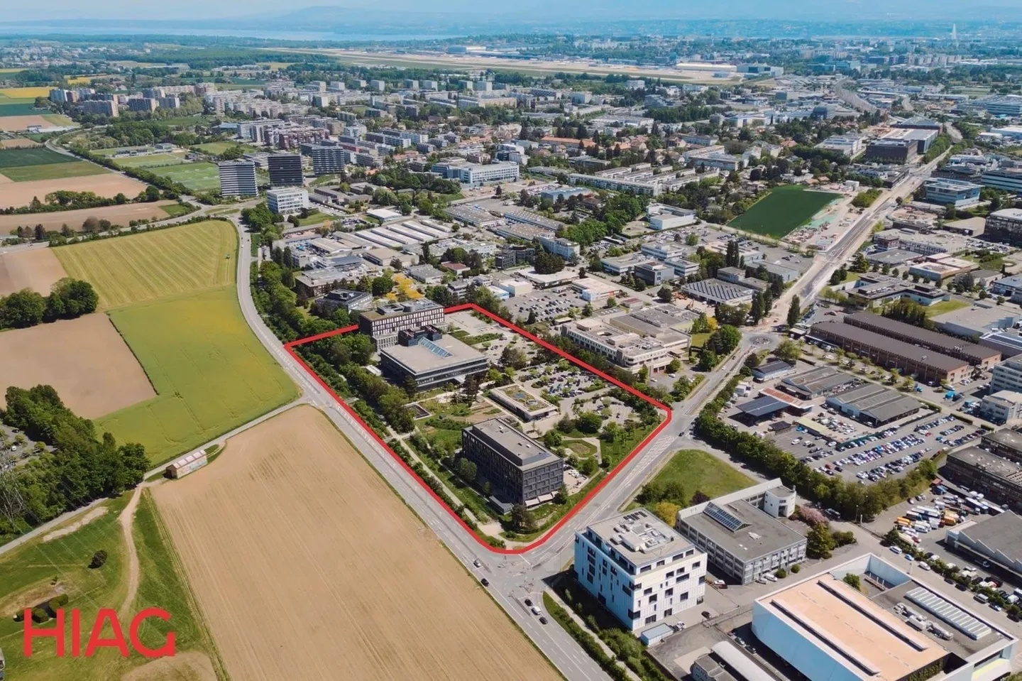 Custom Building from 1500m² - Campus the Hive - Photo 1 of 8