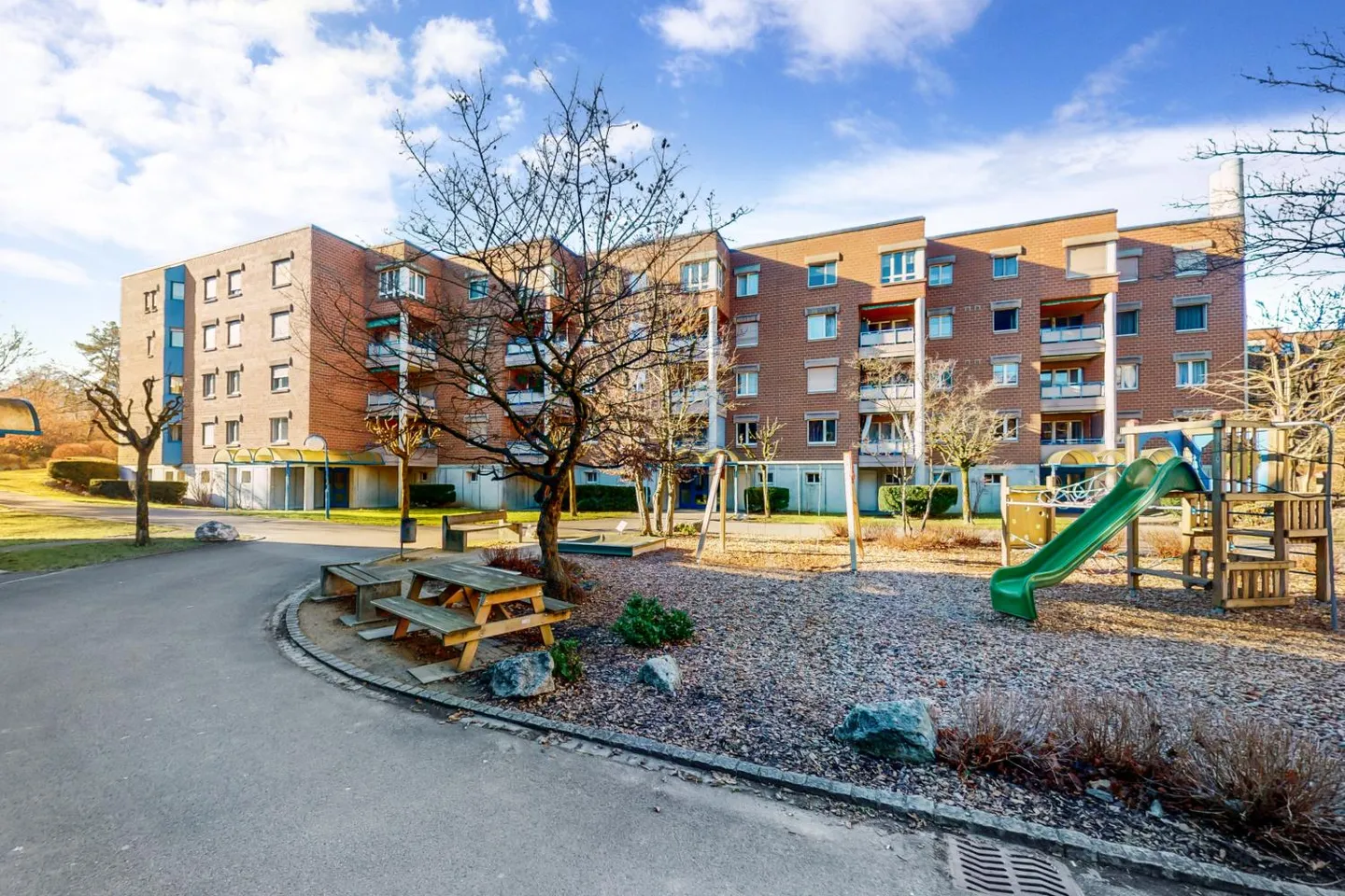 Appartamento 4.5 stanze - Foto 1 di 9