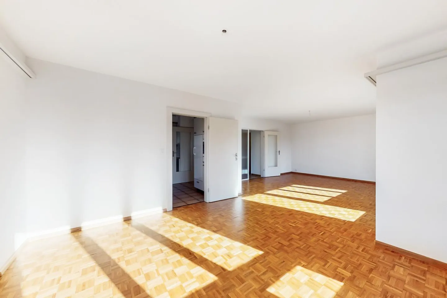 Appartamento 4.5 stanze - Foto 3 di 9