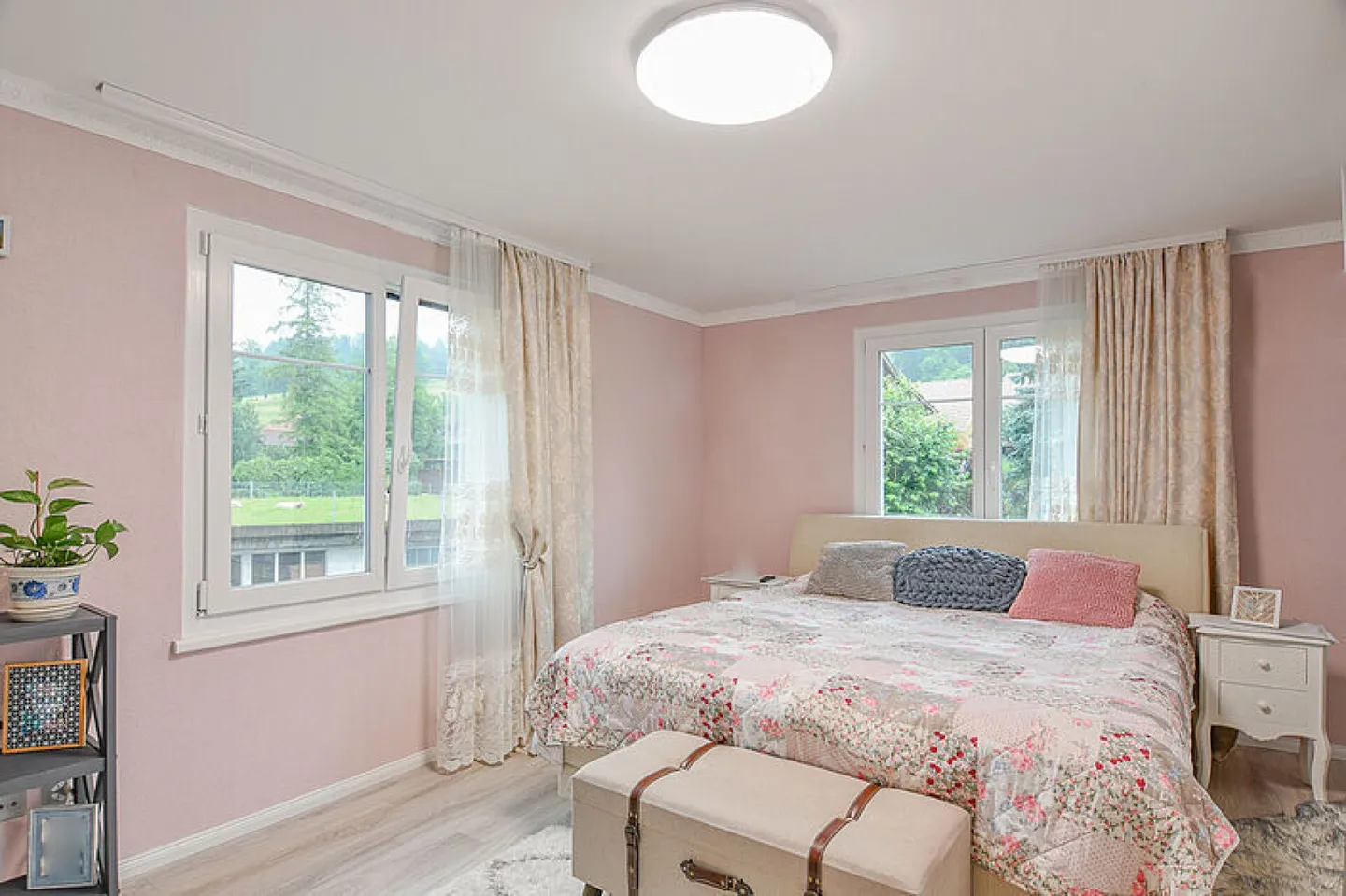 Ruhiges Wohnen im Grünen mit städtischer Nähe - Photo 5 of 10