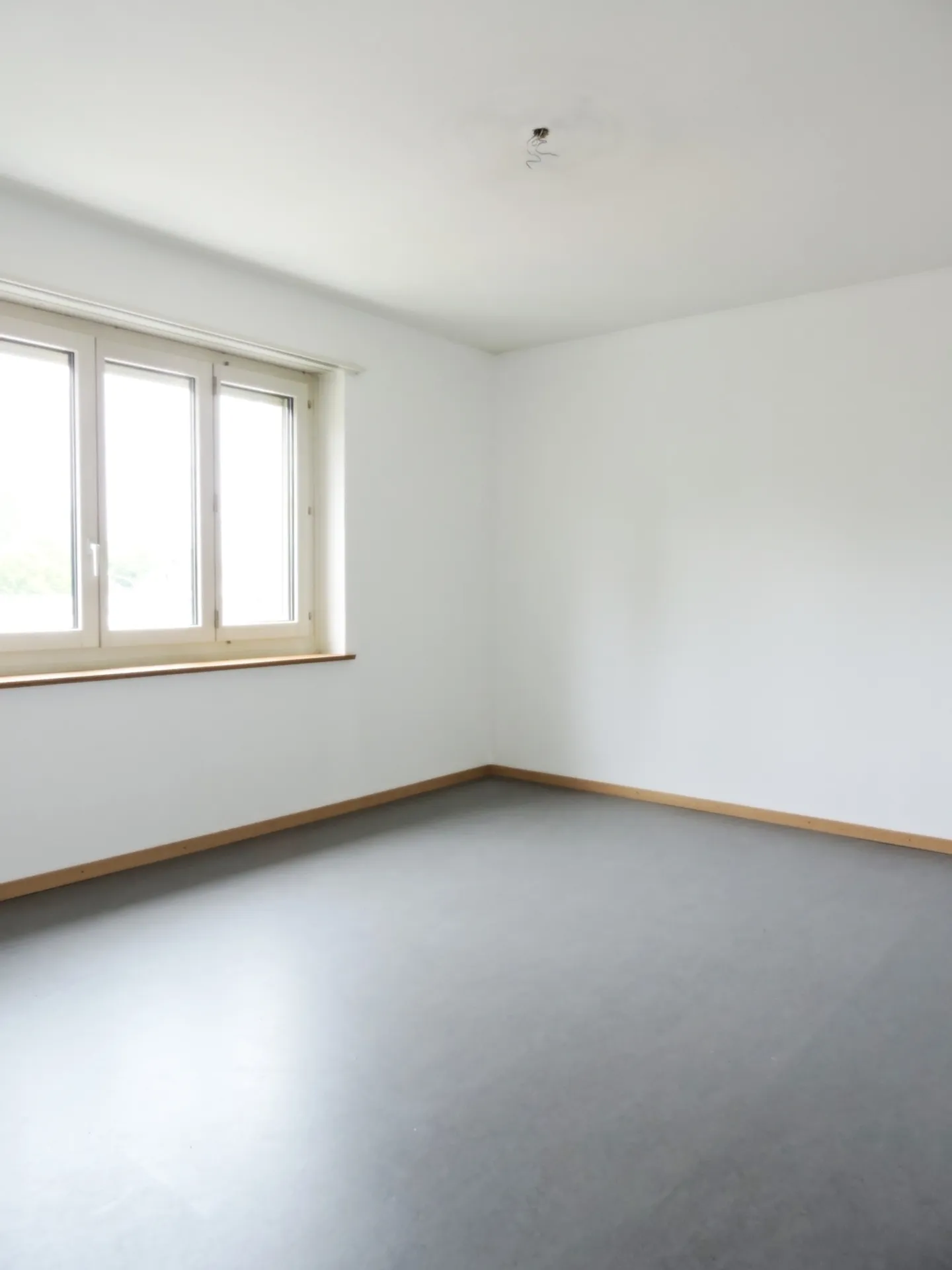 Apartment for rent - Photo 6 of 8
