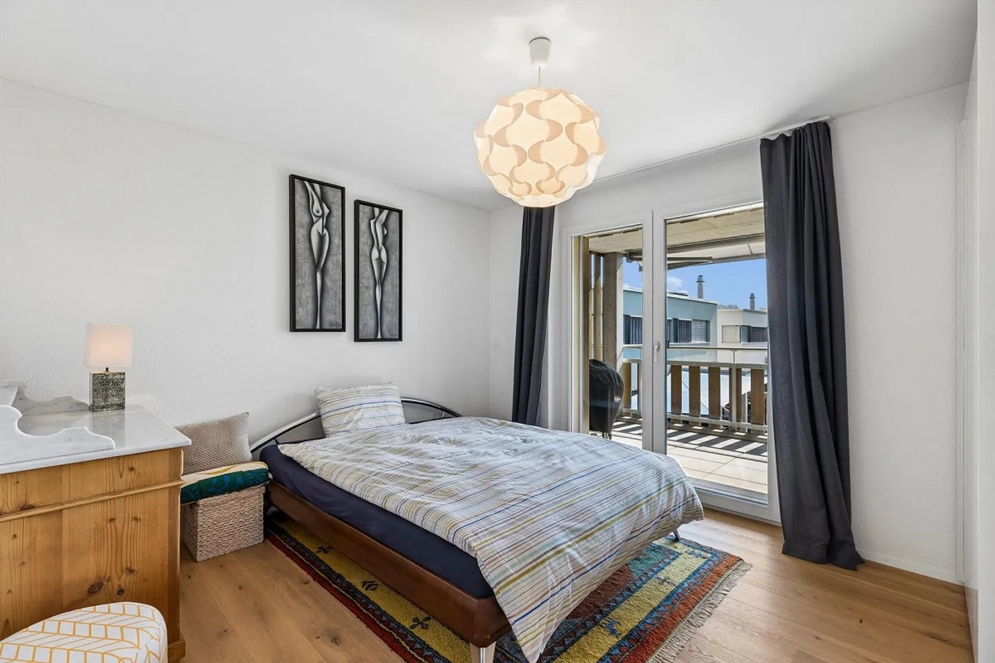 Moderne Wohnung mit grossem Balkon - Foto 8 von 13