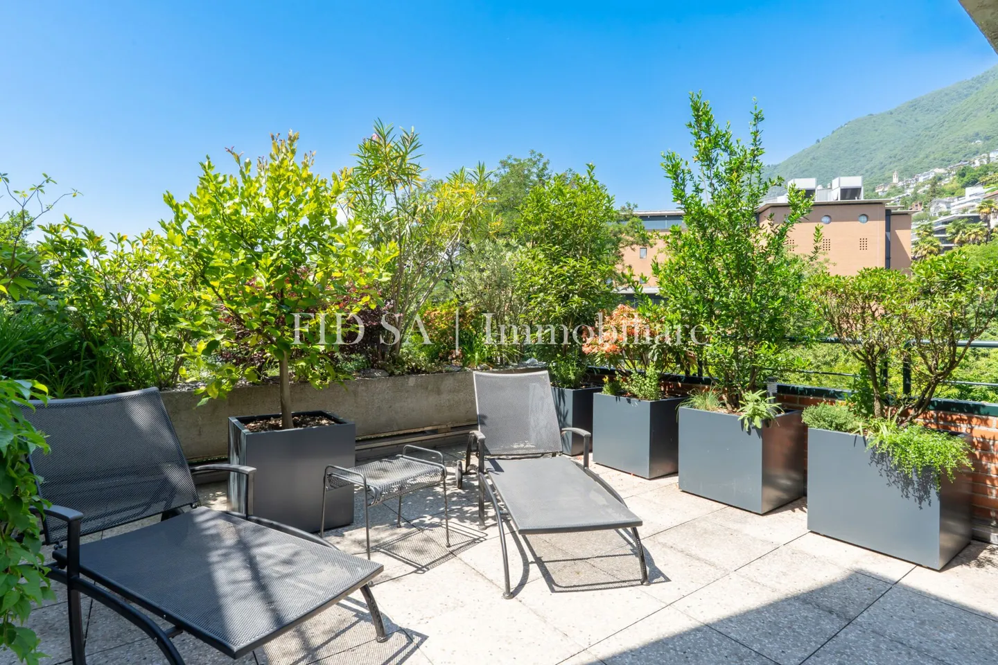 MINUSIO - Appartement Terrasse Exclusif dans le Vert - Photo 2 sur 12