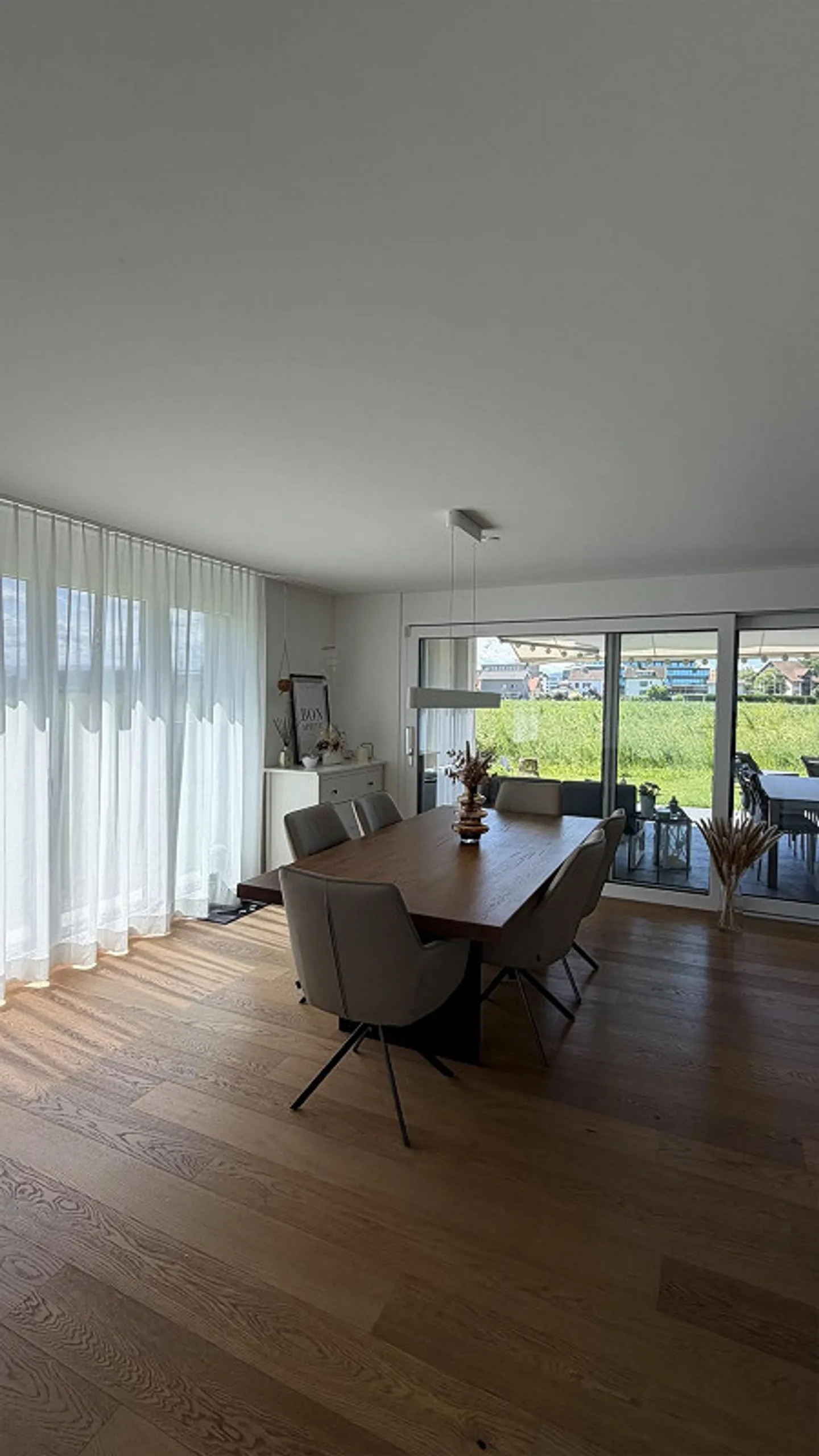 Attractive 4.5-Room Garden Apartment Near the Lake - Photo 9 of 11