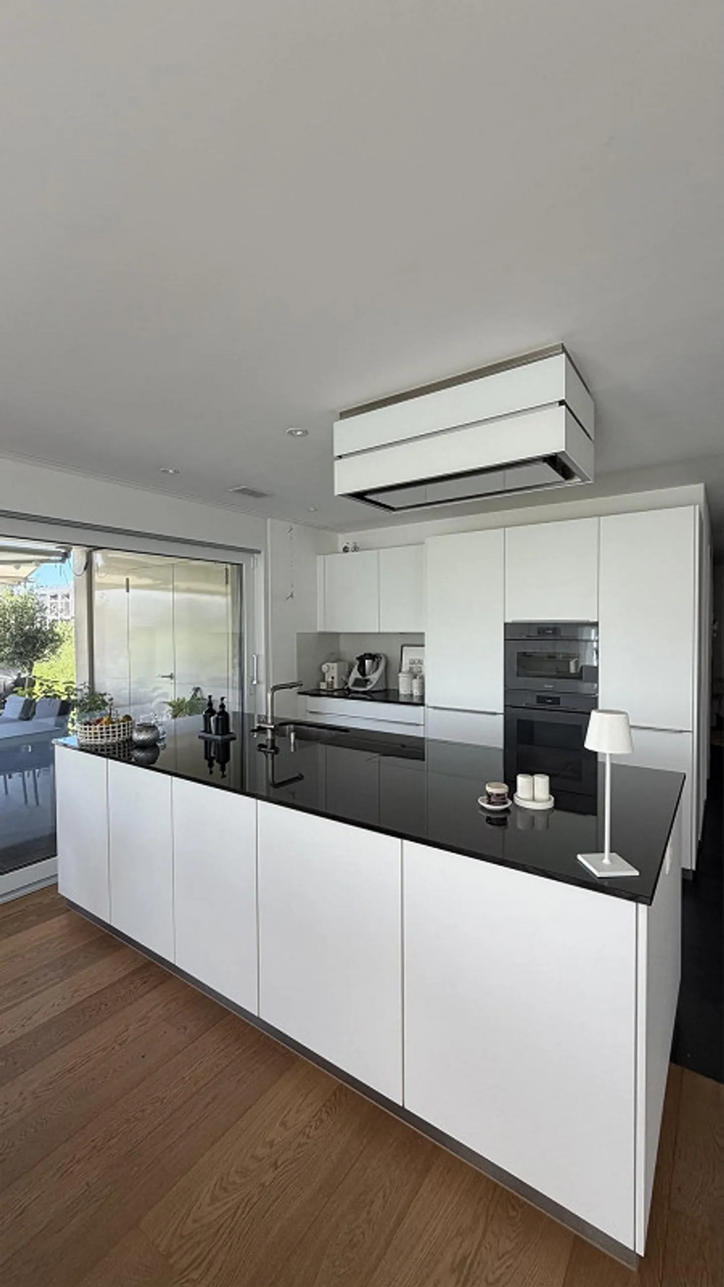 Attractive 4.5-Room Garden Apartment Near the Lake - Photo 10 of 11