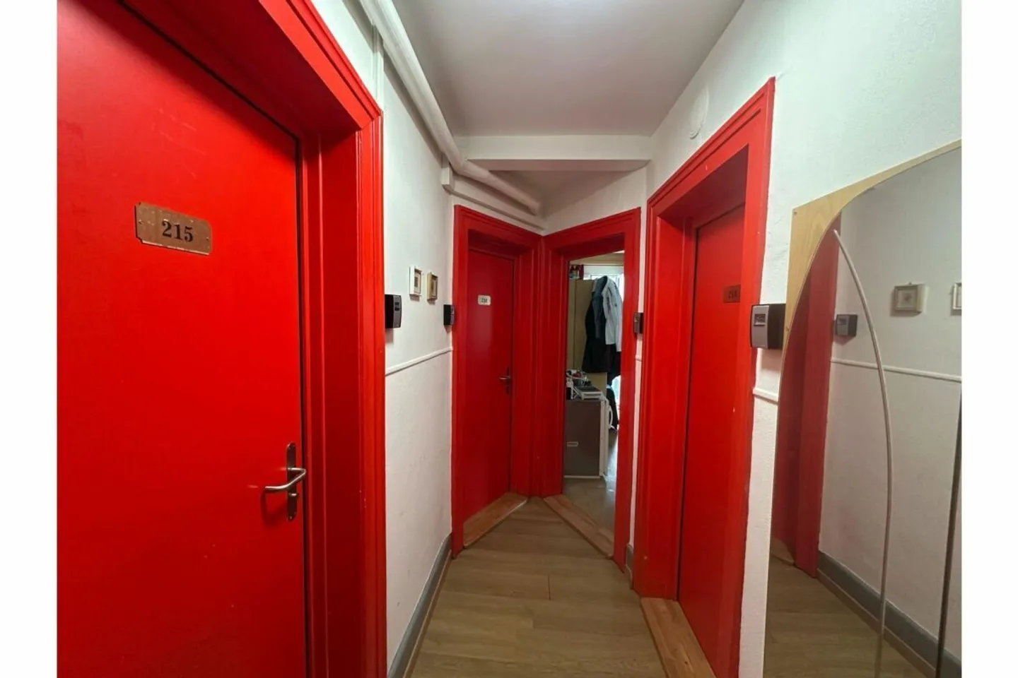 Exclusive commercial space in the penthouse in Bern - building rights until 2071! - Photo 7 of 13