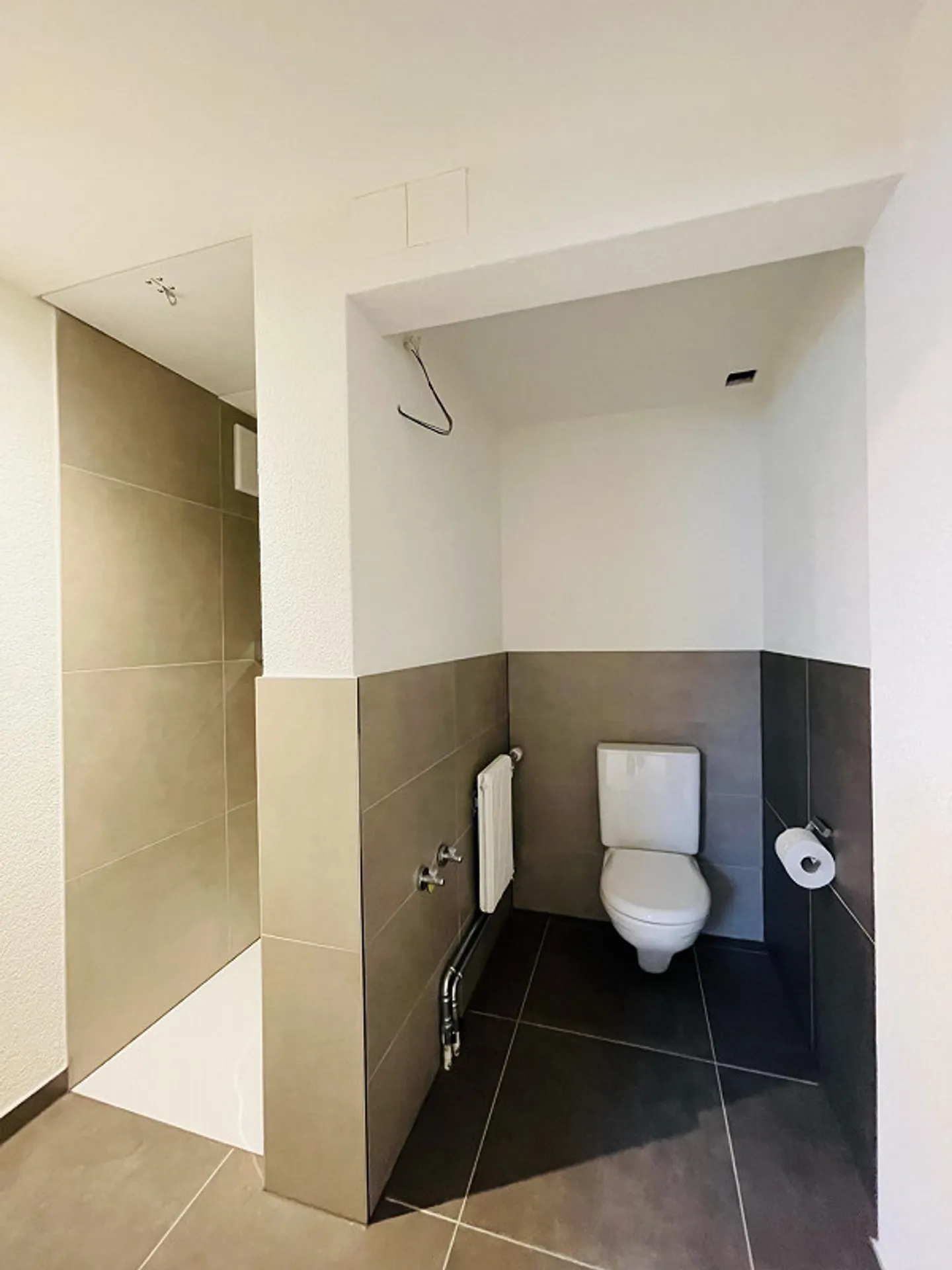 Appartement 3.5 pièces dans un emplacement proche de la ville - Photo 2 sur 5