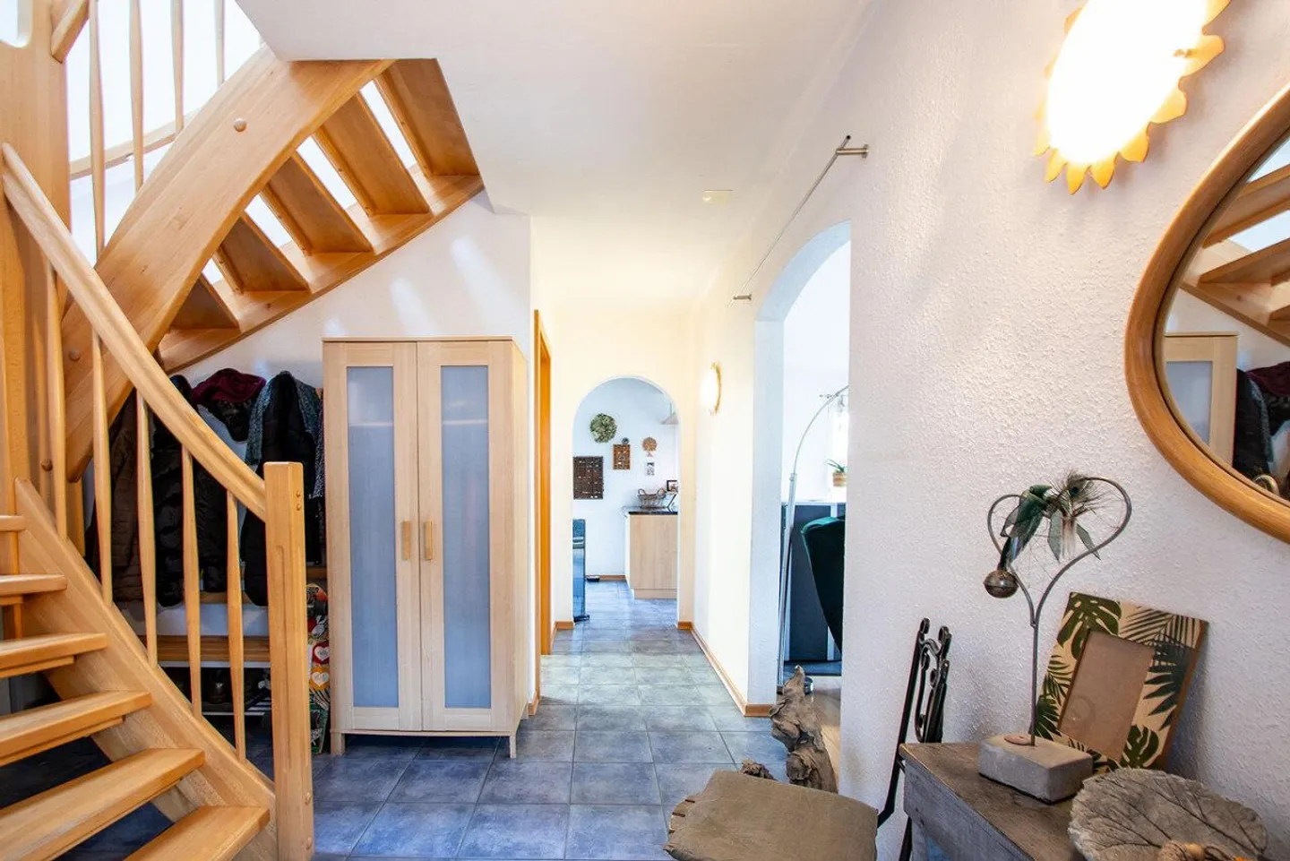 4.5-Zimmer Einfamilienhaus Ruhe, Natur und Wohnkomfort vereint - Photo 6 of 13