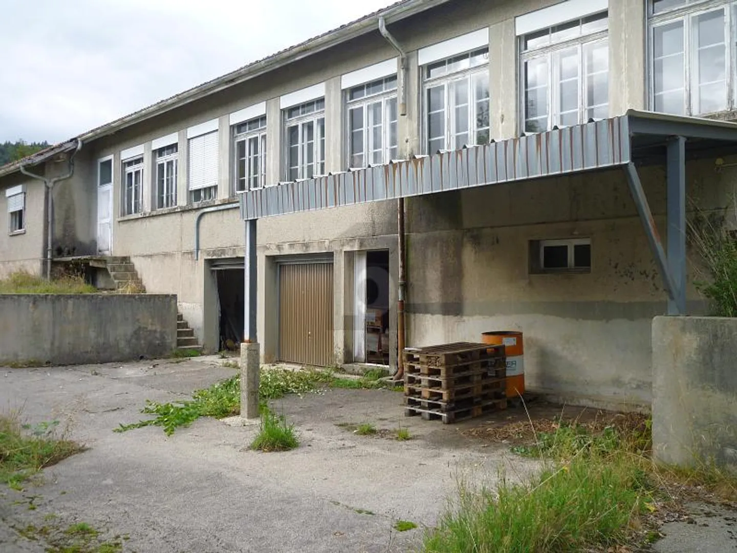 Espace de stockage spacieux - Photo 3 sur 4