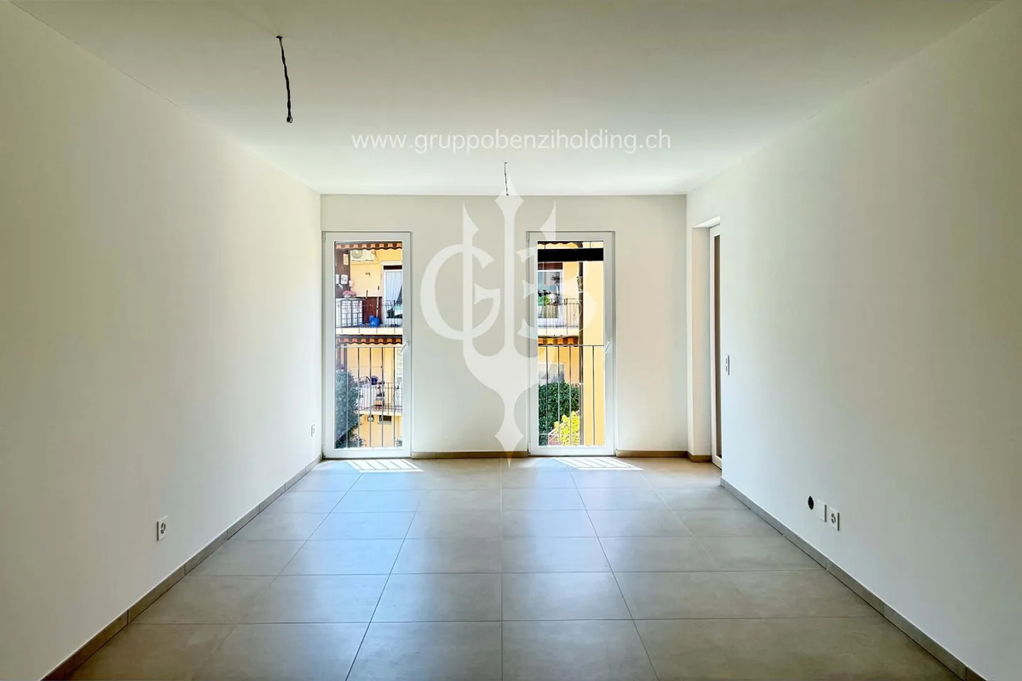 DIRECTLY FROM THE PROMOTER - Giubiasco - Piazza Grande - Photo 3 of 20