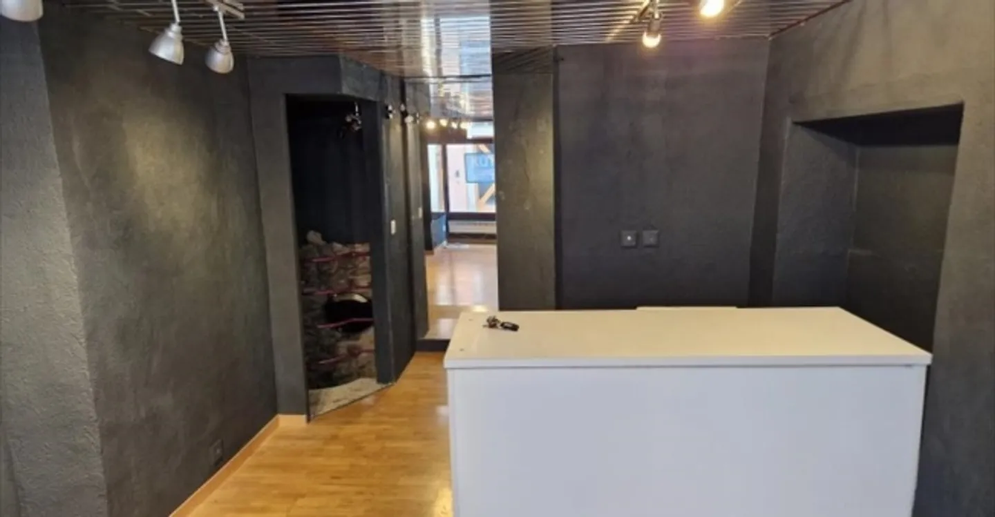 «Commerce» - Photo 5 sur 5