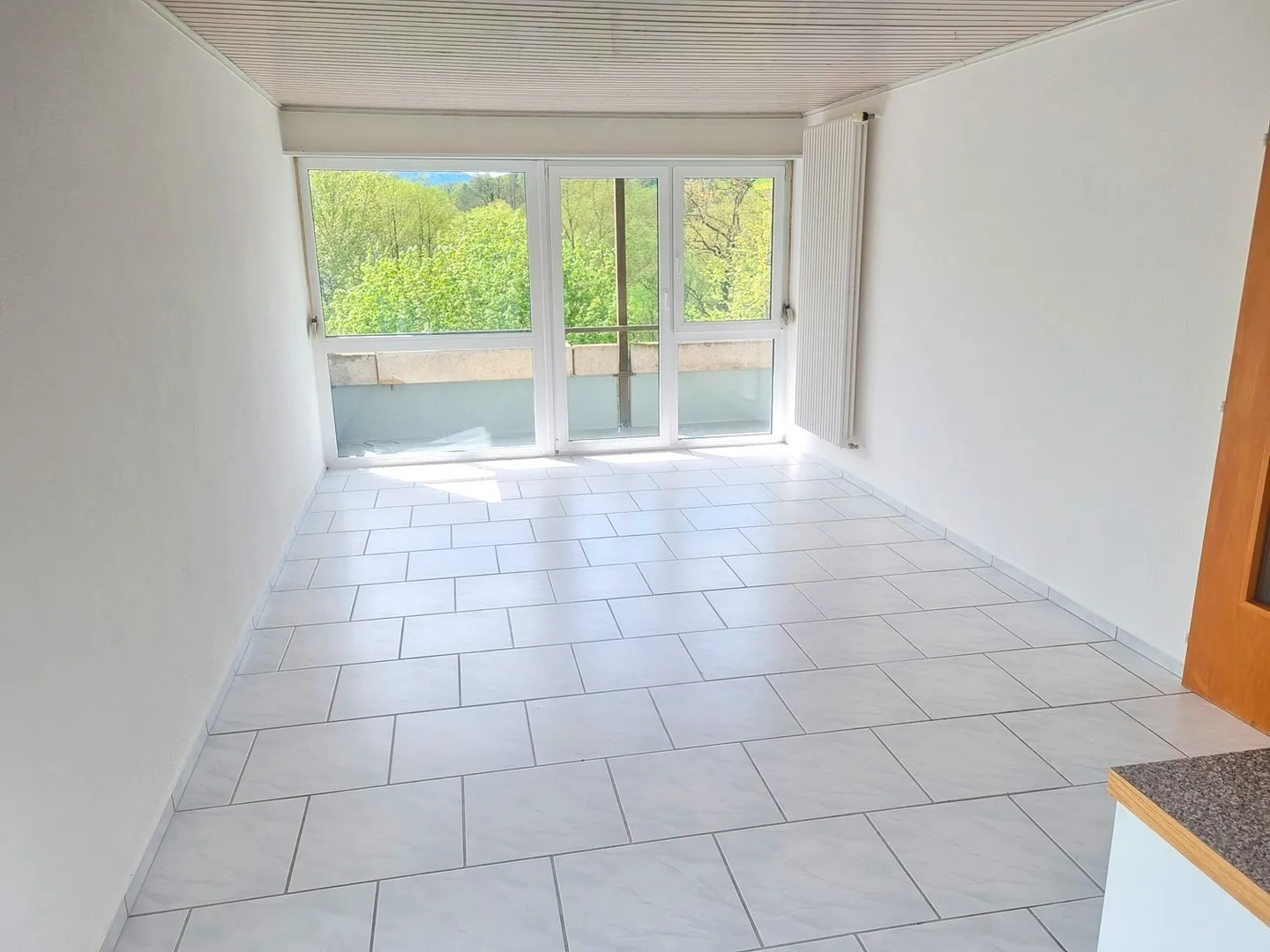 Bel appartement avec terrasse dans un emplacement idéal - Photo 2 sur 4