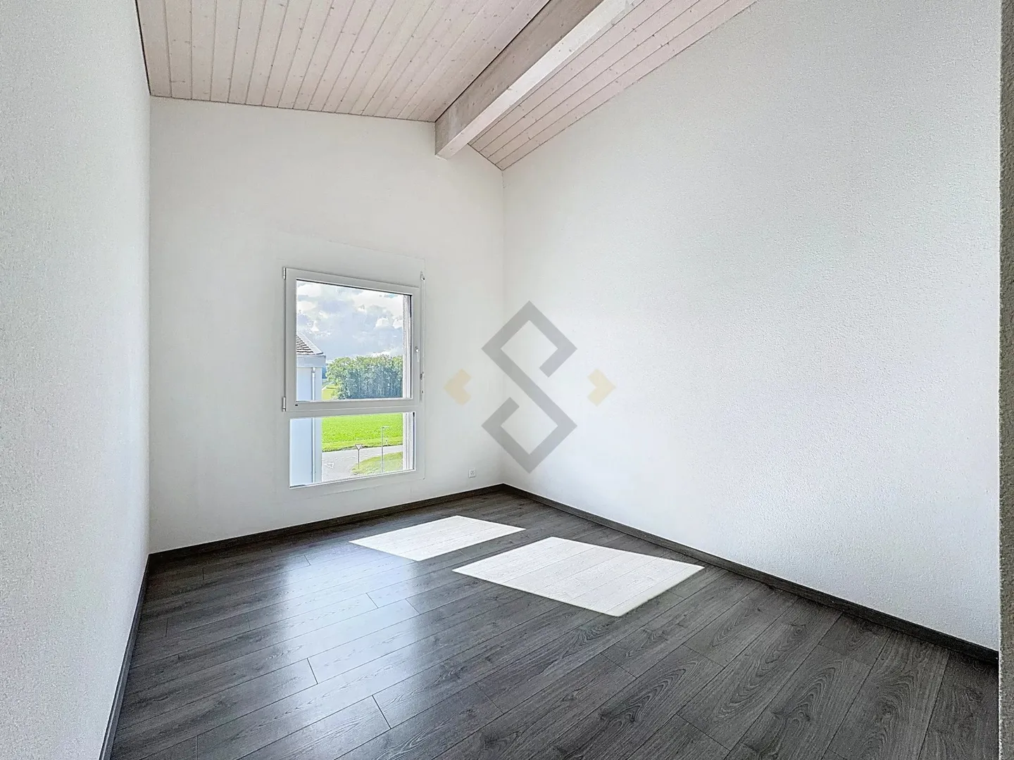 Family-Friendly Penthouse in Fétigny - Photo 8 of 13